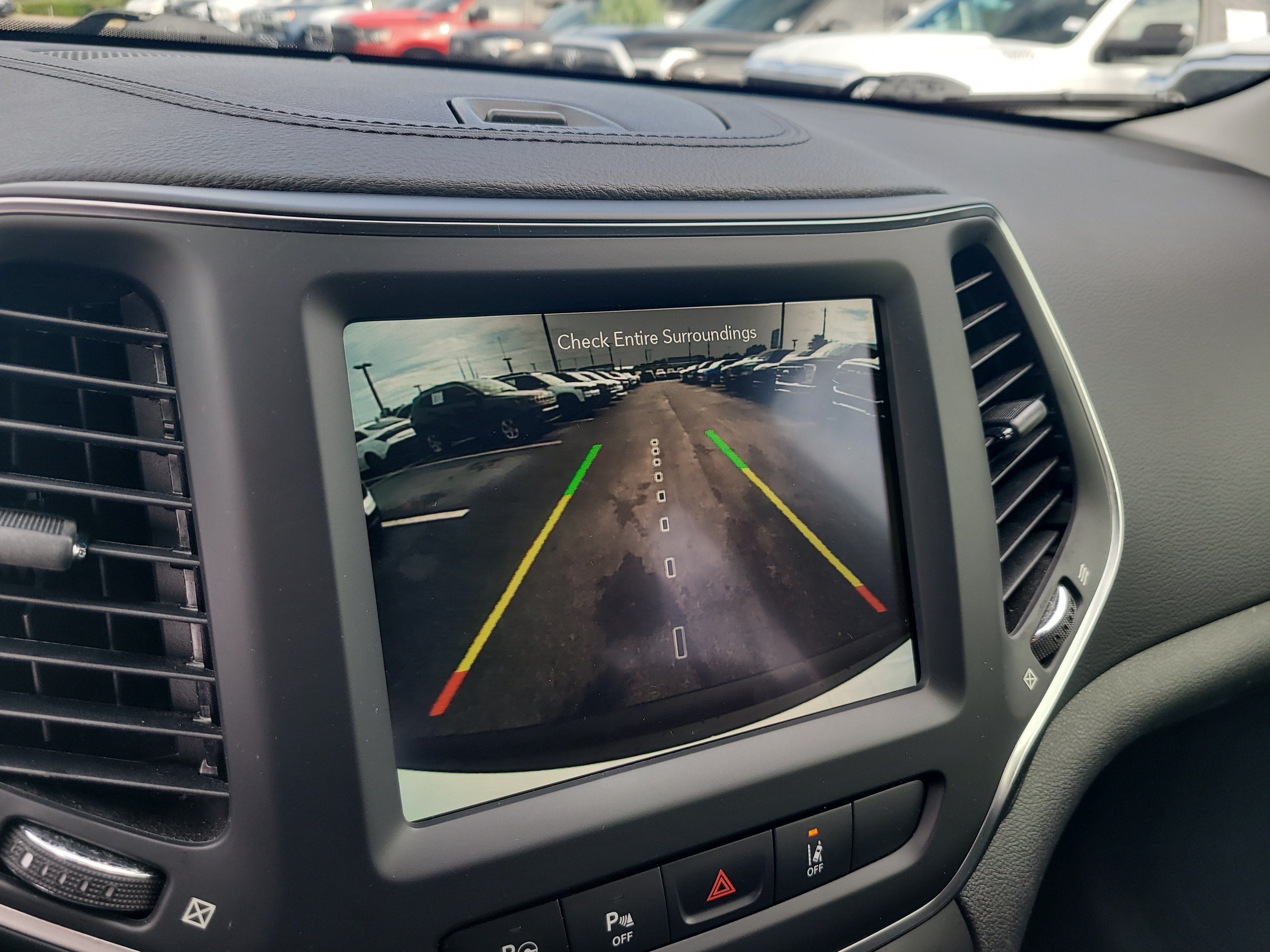 2023 Jeep Cherokee Altitude Lux