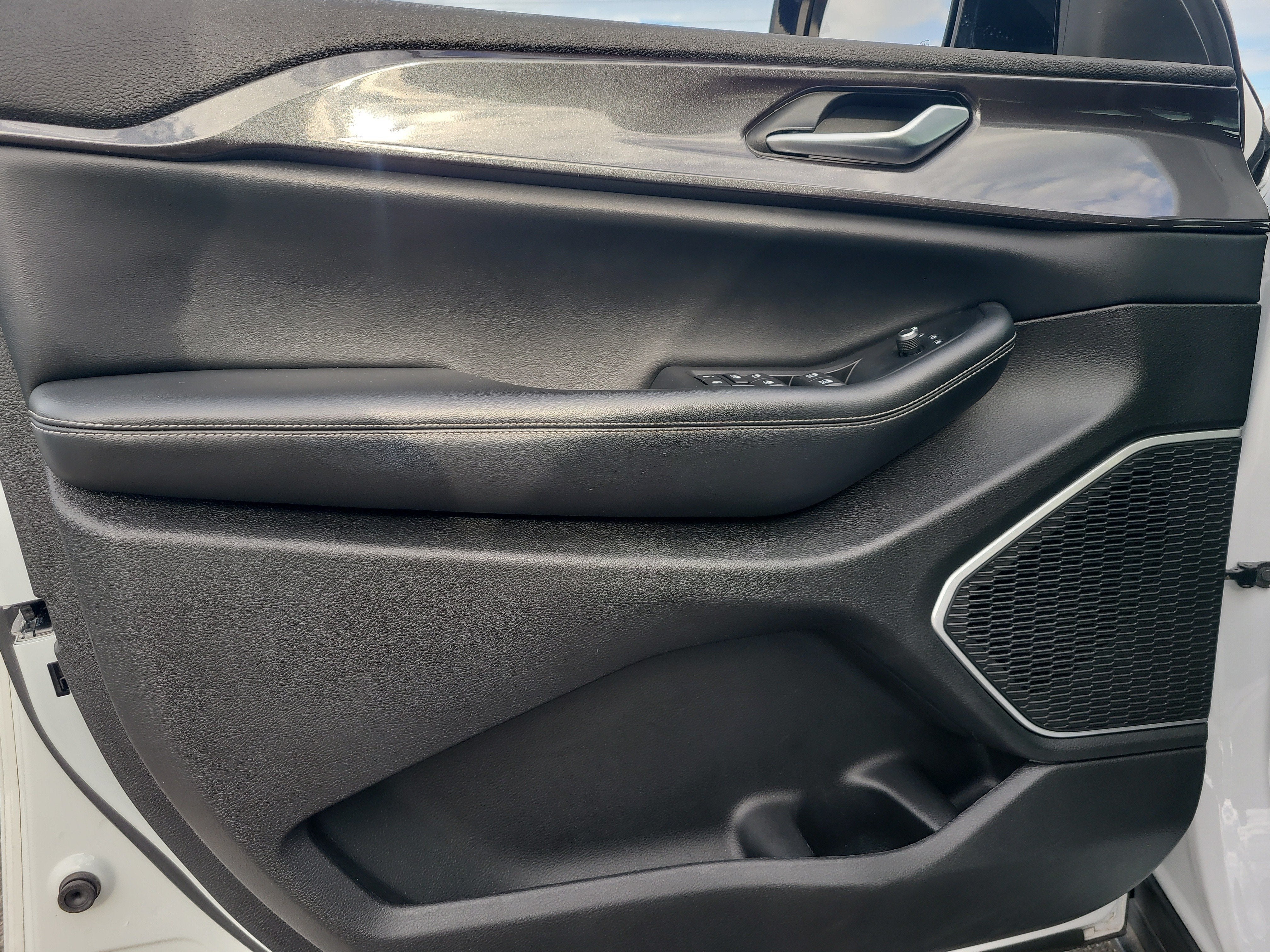 2022 Jeep Grand Cherokee Altitude
