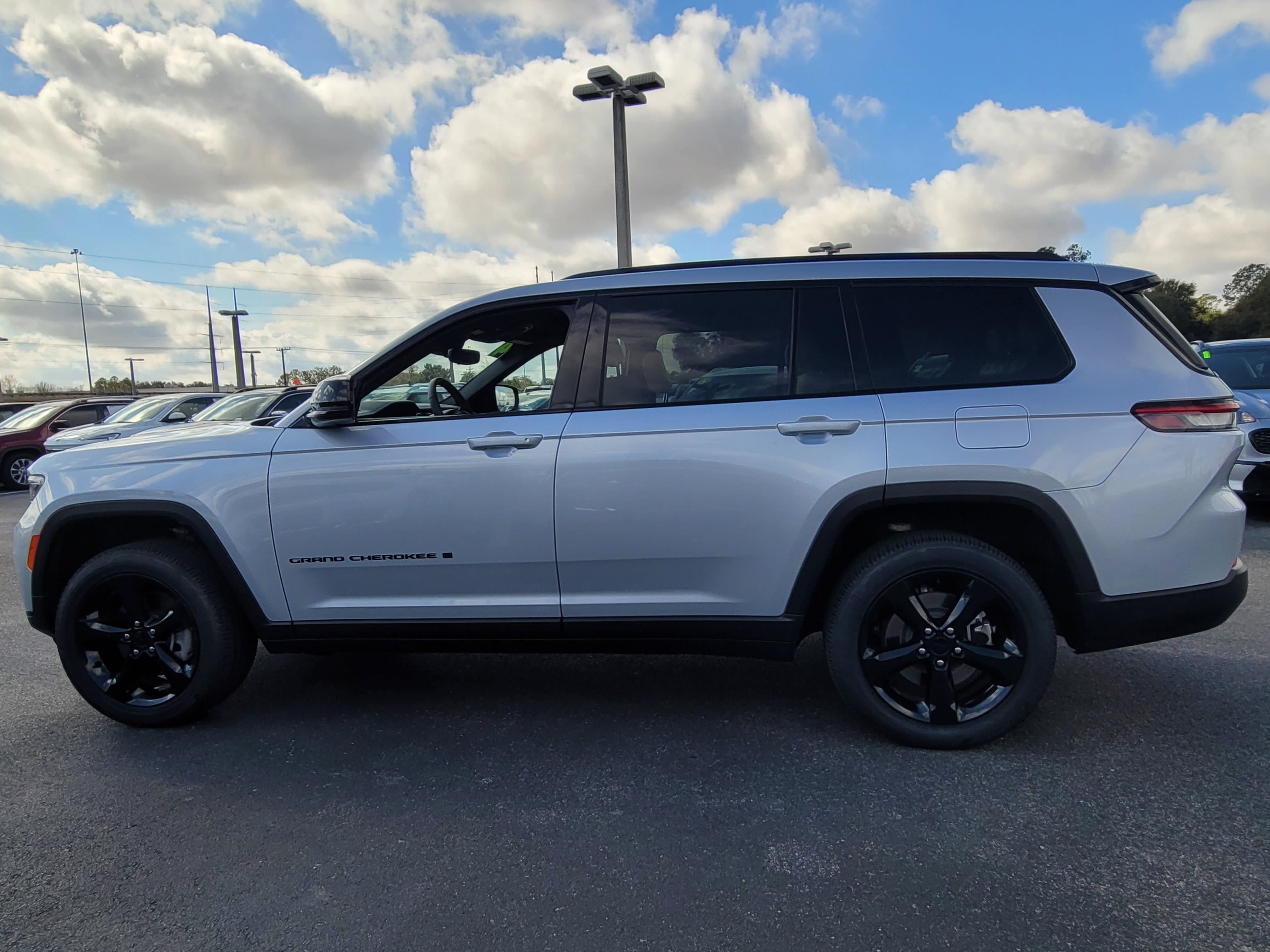 2024 Jeep Grand Cherokee L Limited
