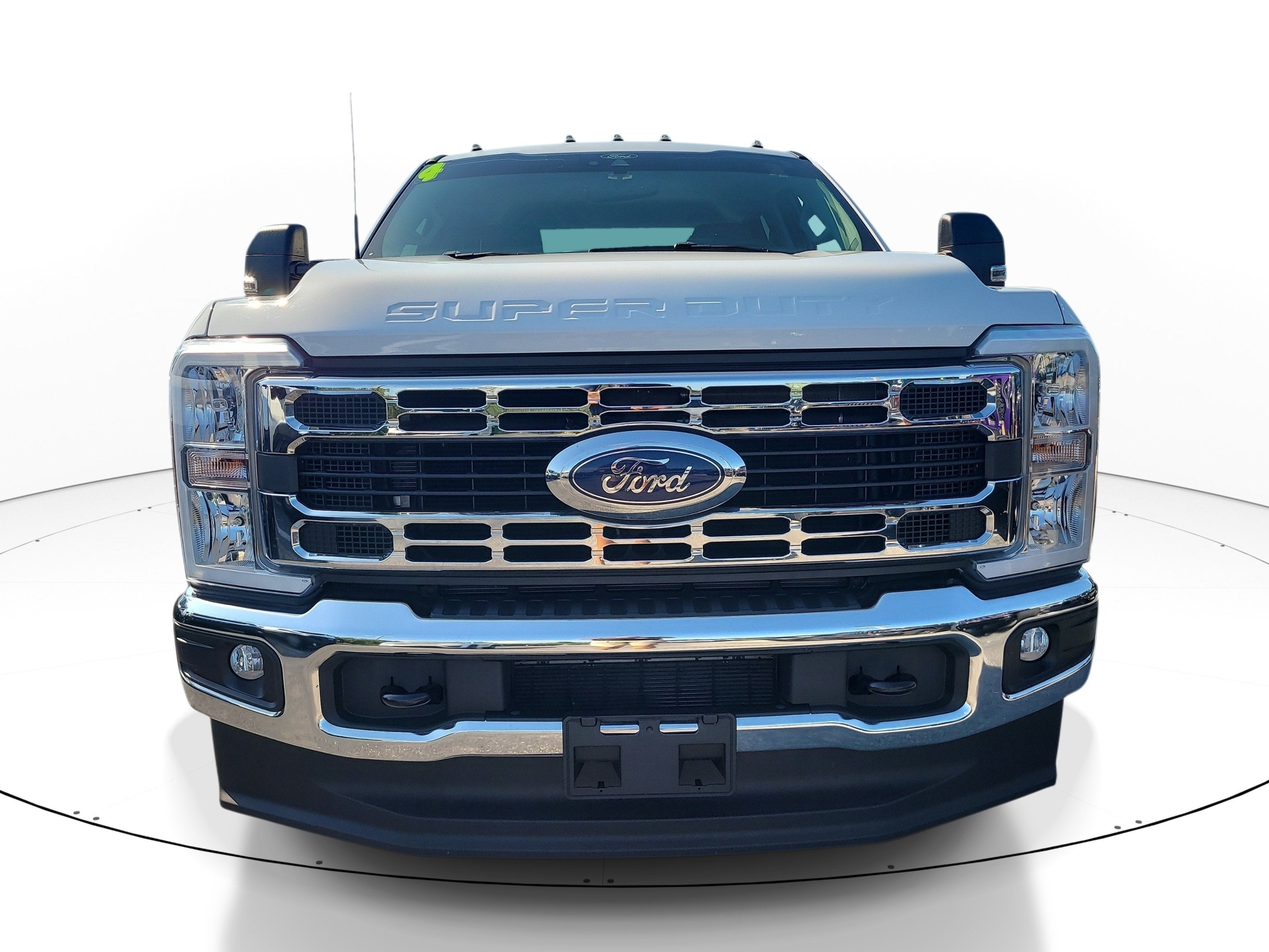 2024 Ford Super Duty F-350 DRW XLT
