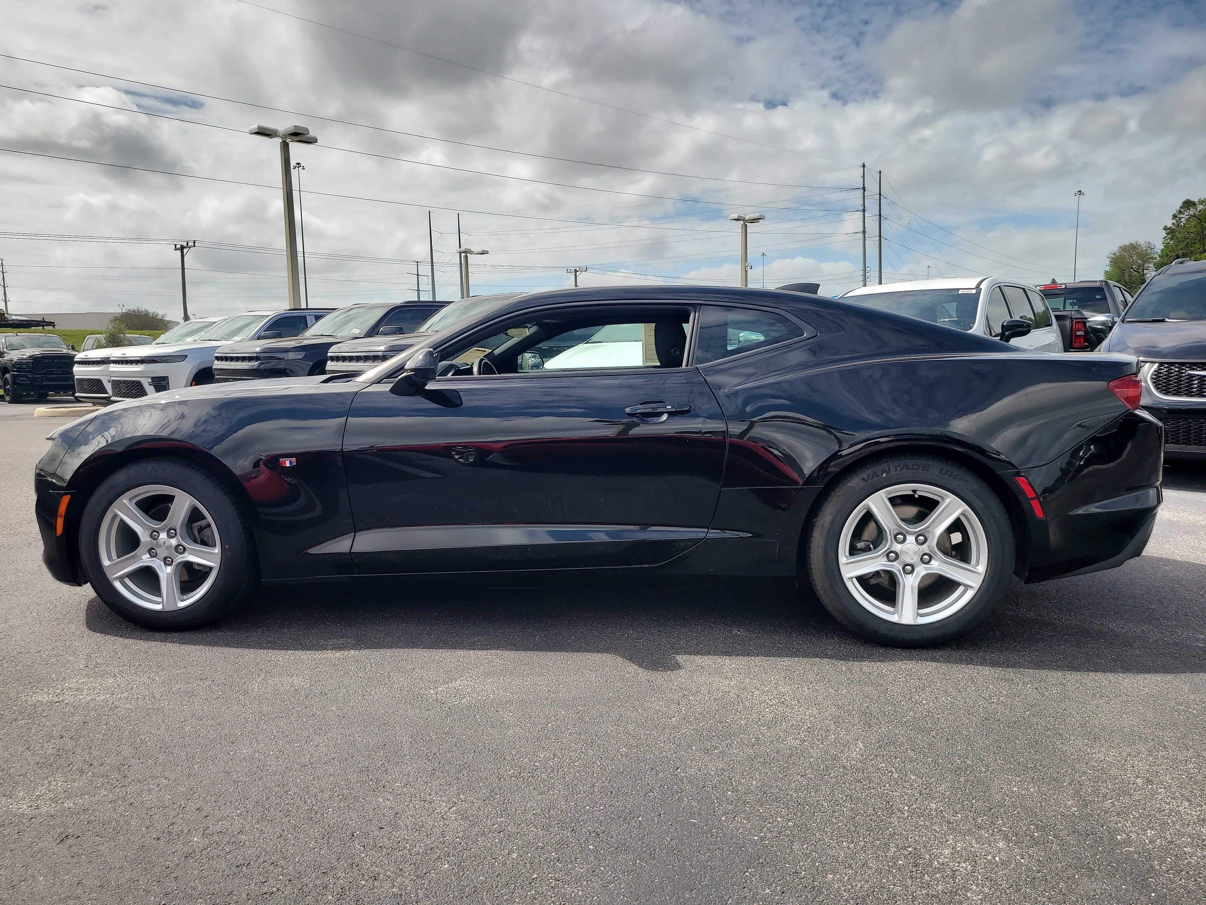2023 Chevrolet Camaro 1LT