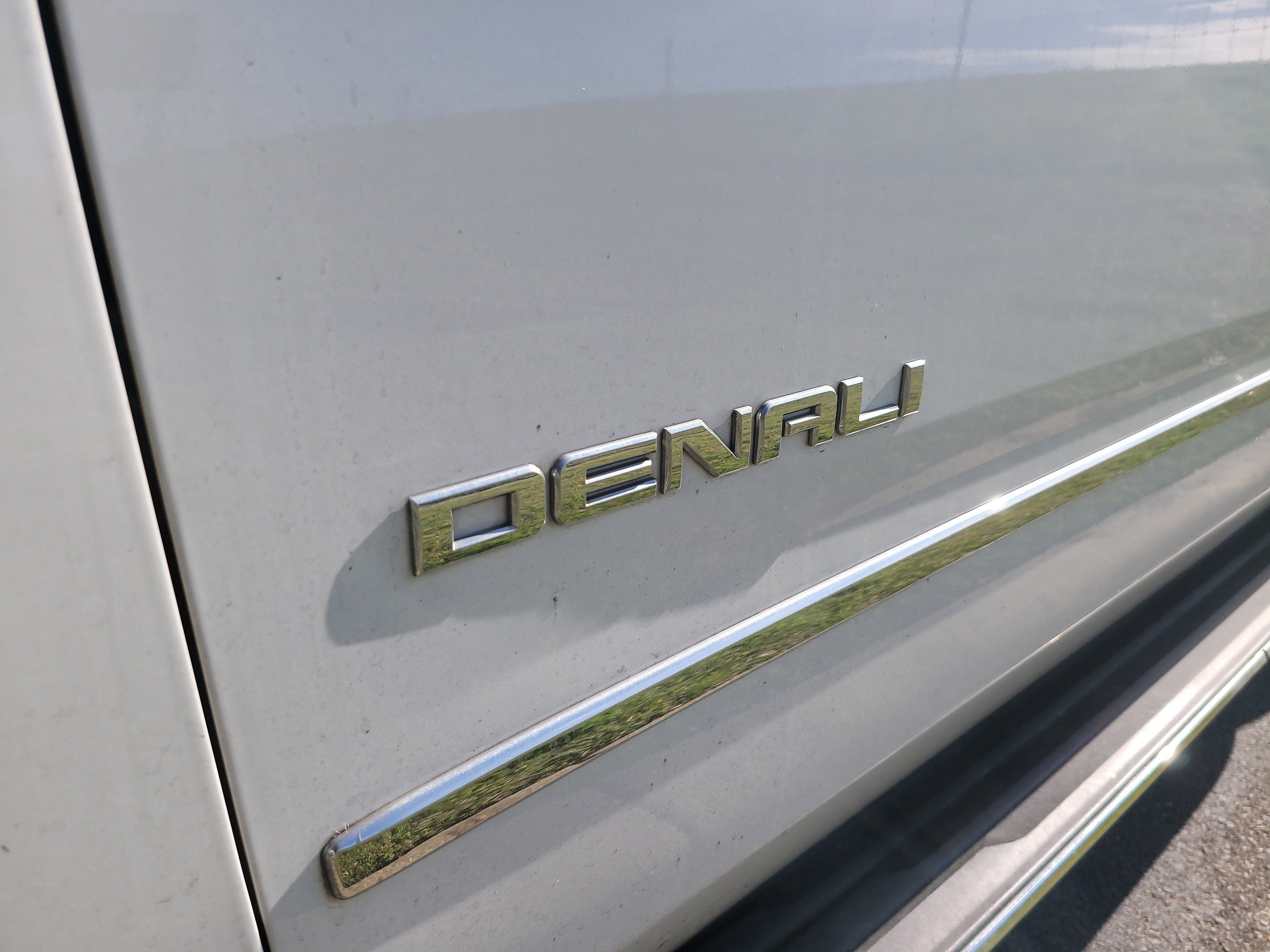 2020 GMC Yukon XL Denali