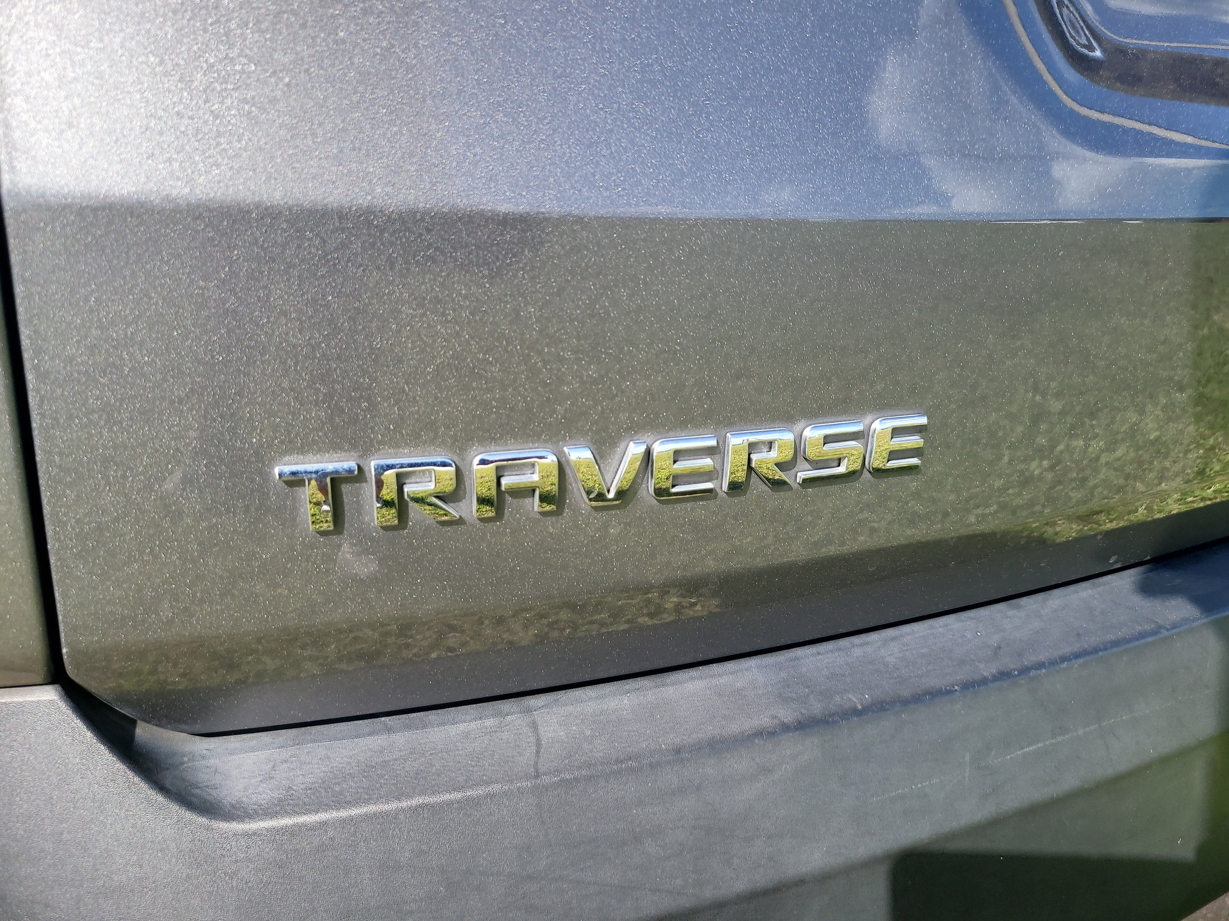 2021 Chevrolet Traverse LT Leather