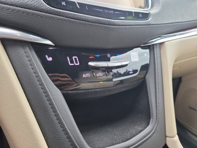 2017 Cadillac XT5 Luxury FWD