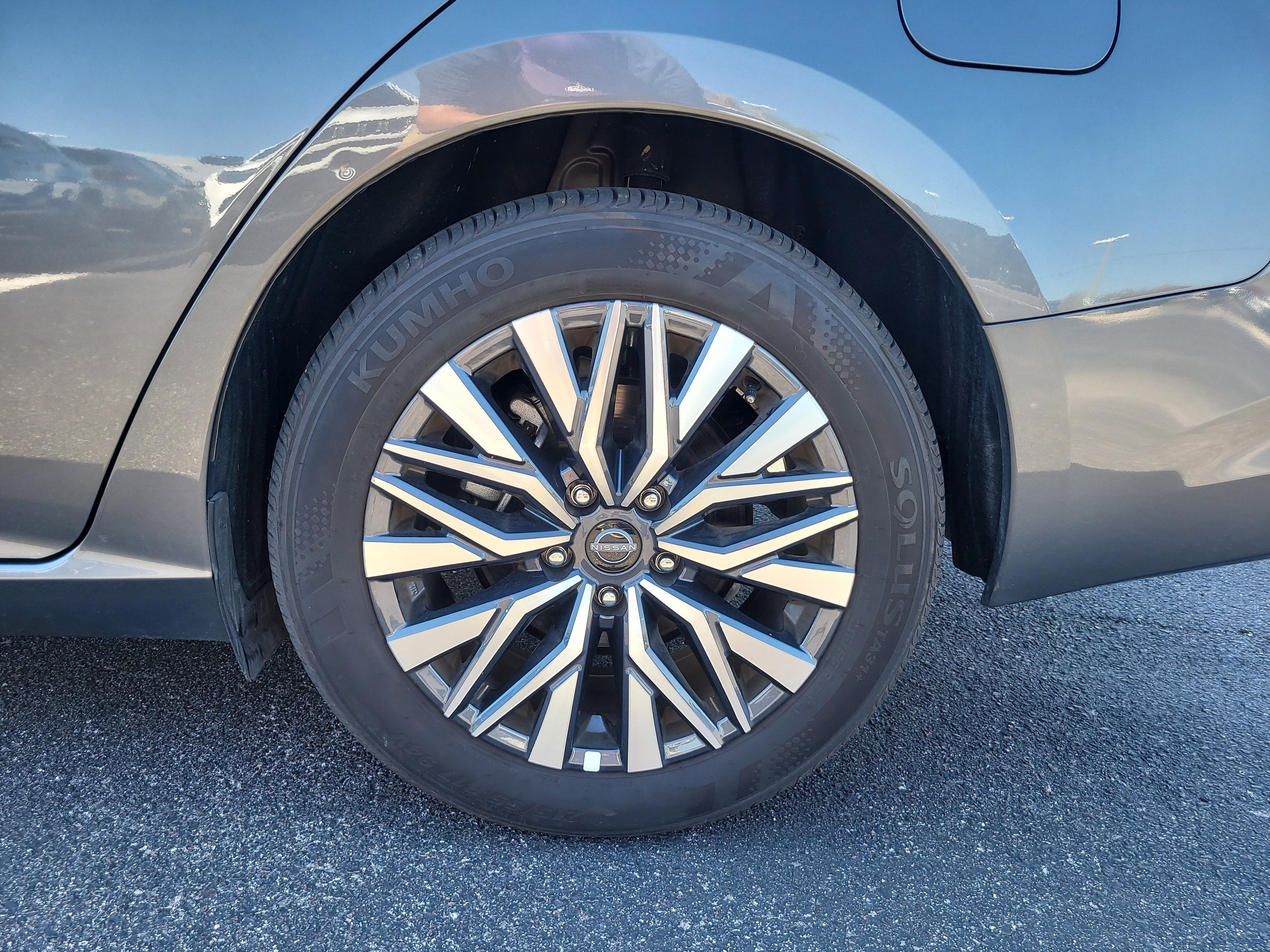 2025 Nissan Altima SV