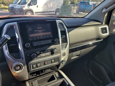 2023 Nissan Titan SV