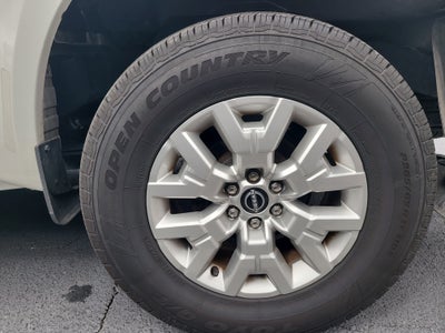 2024 Nissan Frontier SV