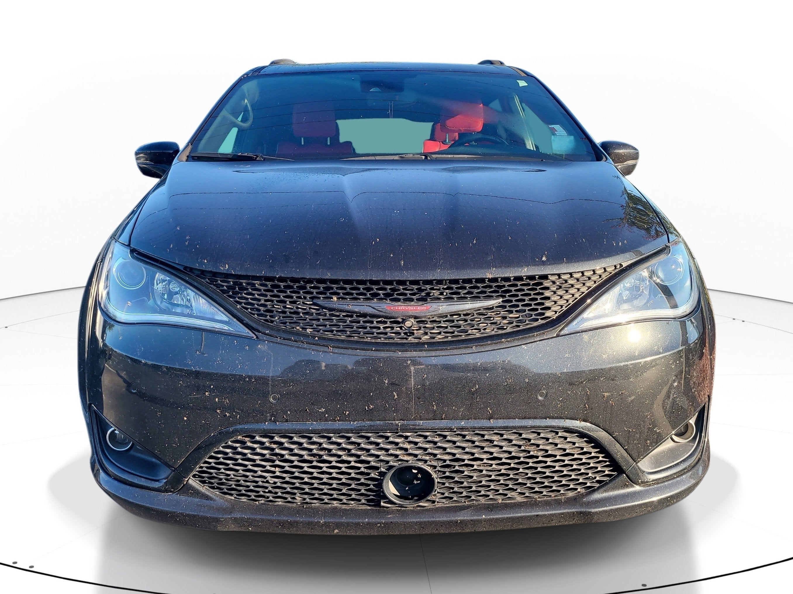 2020 Chrysler Pacifica Red S