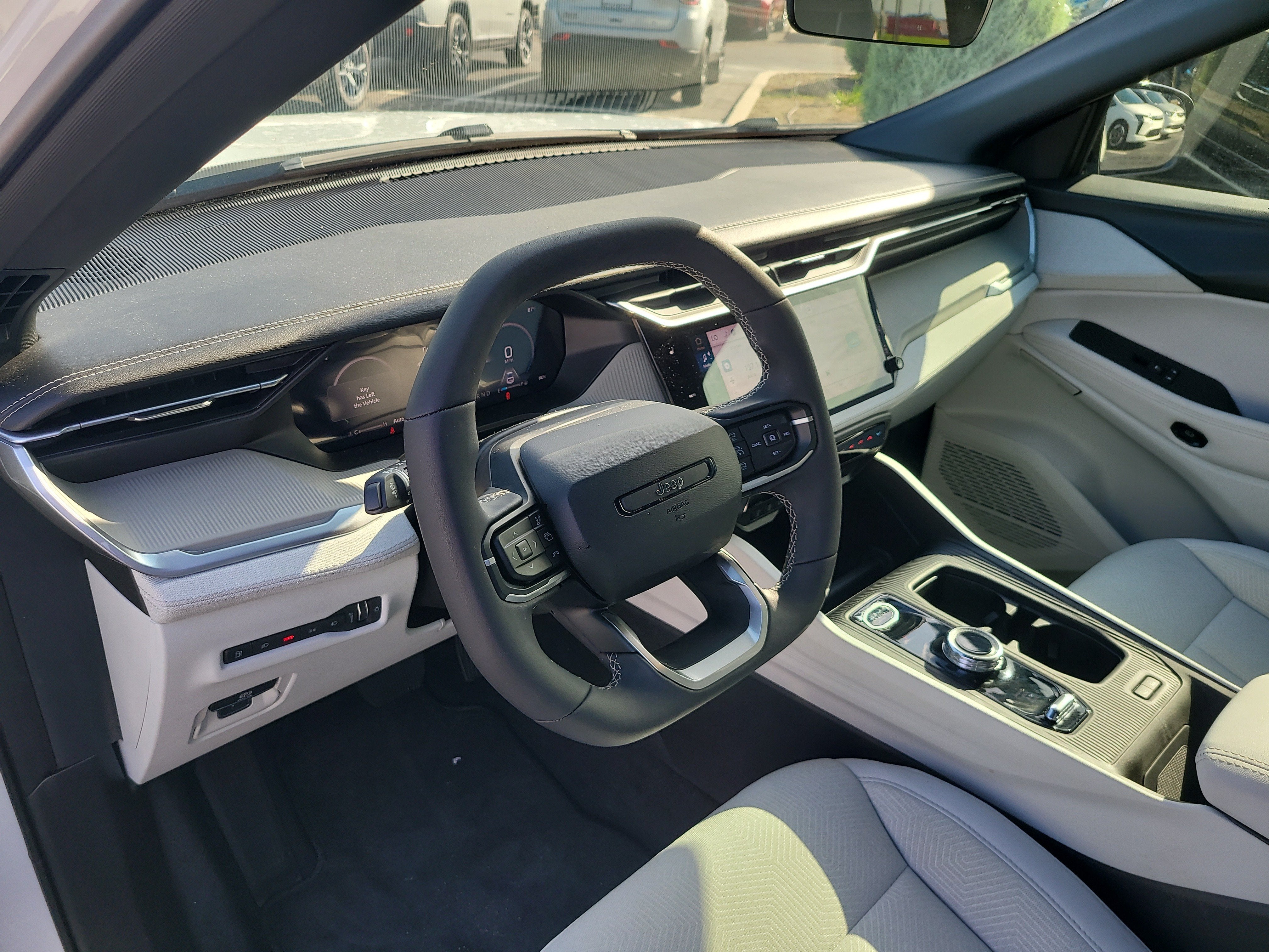 2026 Jeep Cherokee Laredo