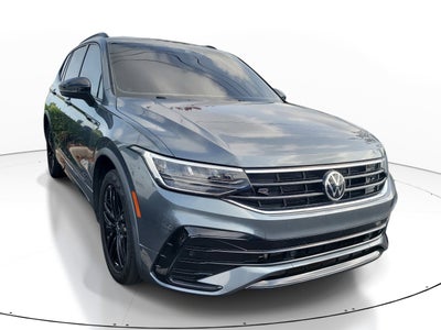 2022 Volkswagen Tiguan SE R-Line Black