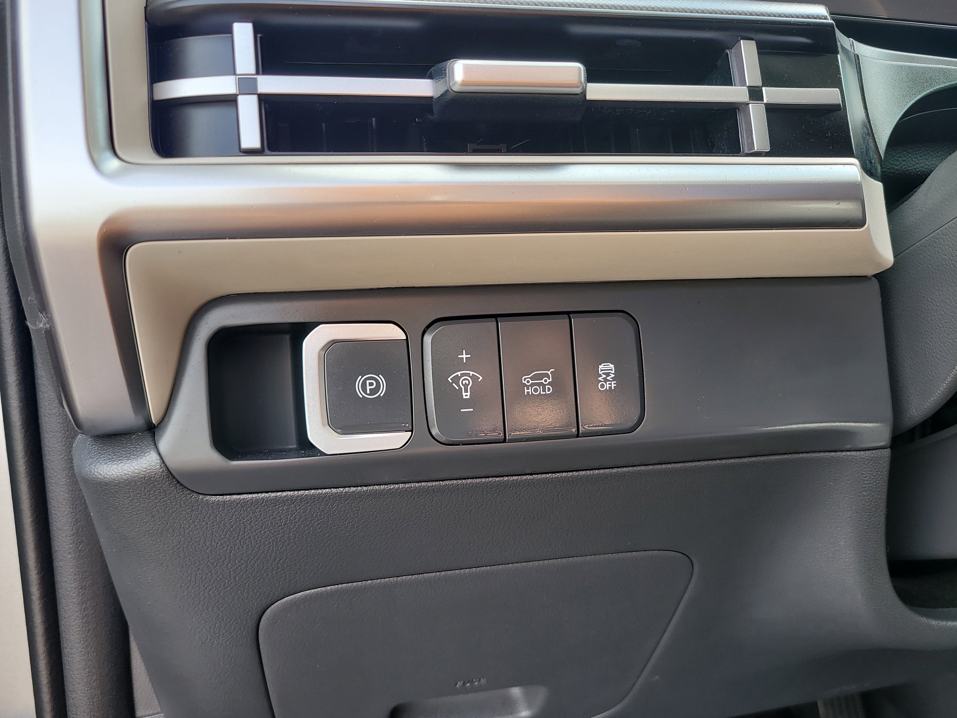 2024 Hyundai Santa Fe SE