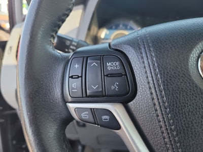 2017 Toyota Sienna XLE