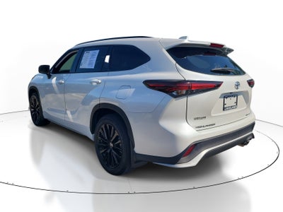 2025 Toyota Highlander LE