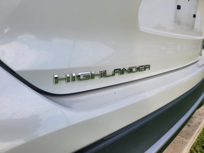 2025 Toyota Highlander LE