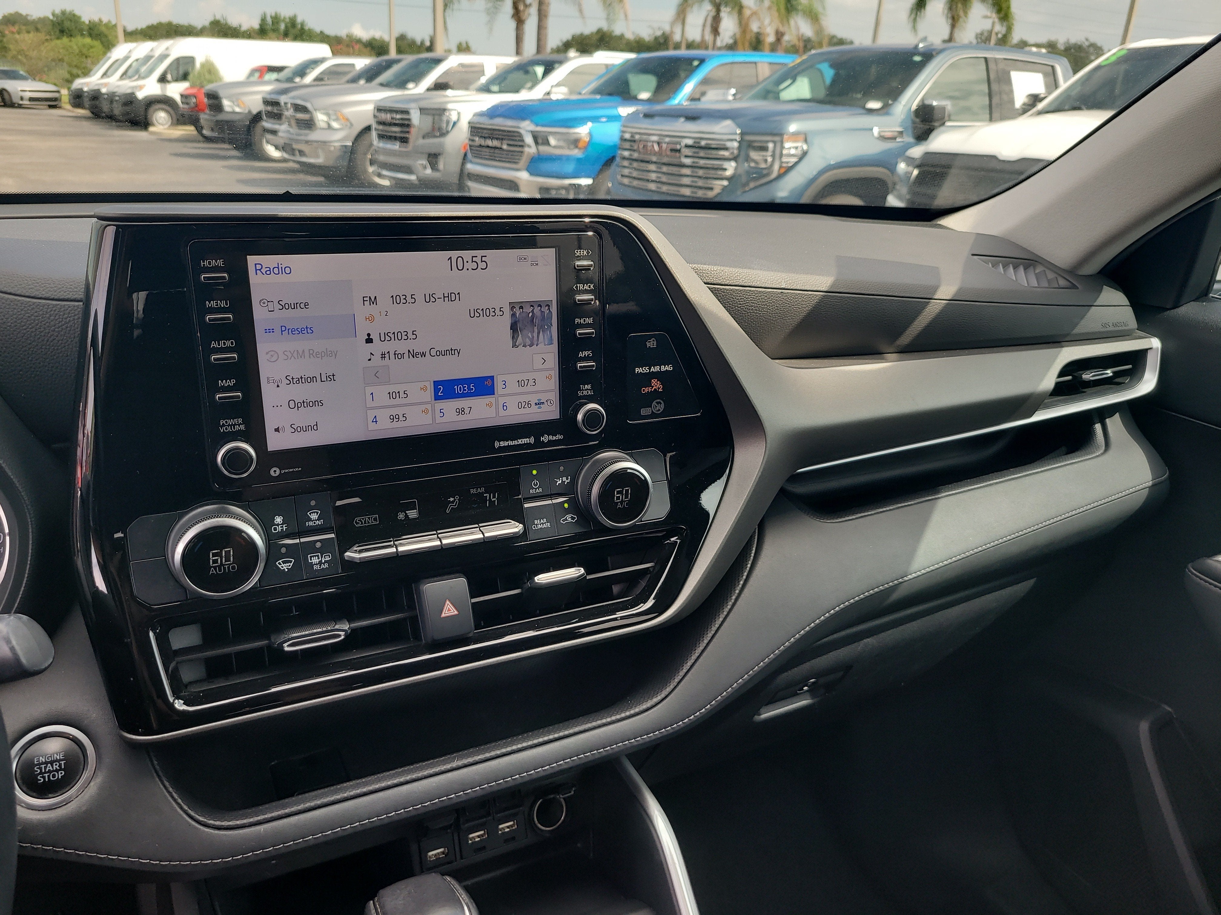 2021 Toyota Highlander L