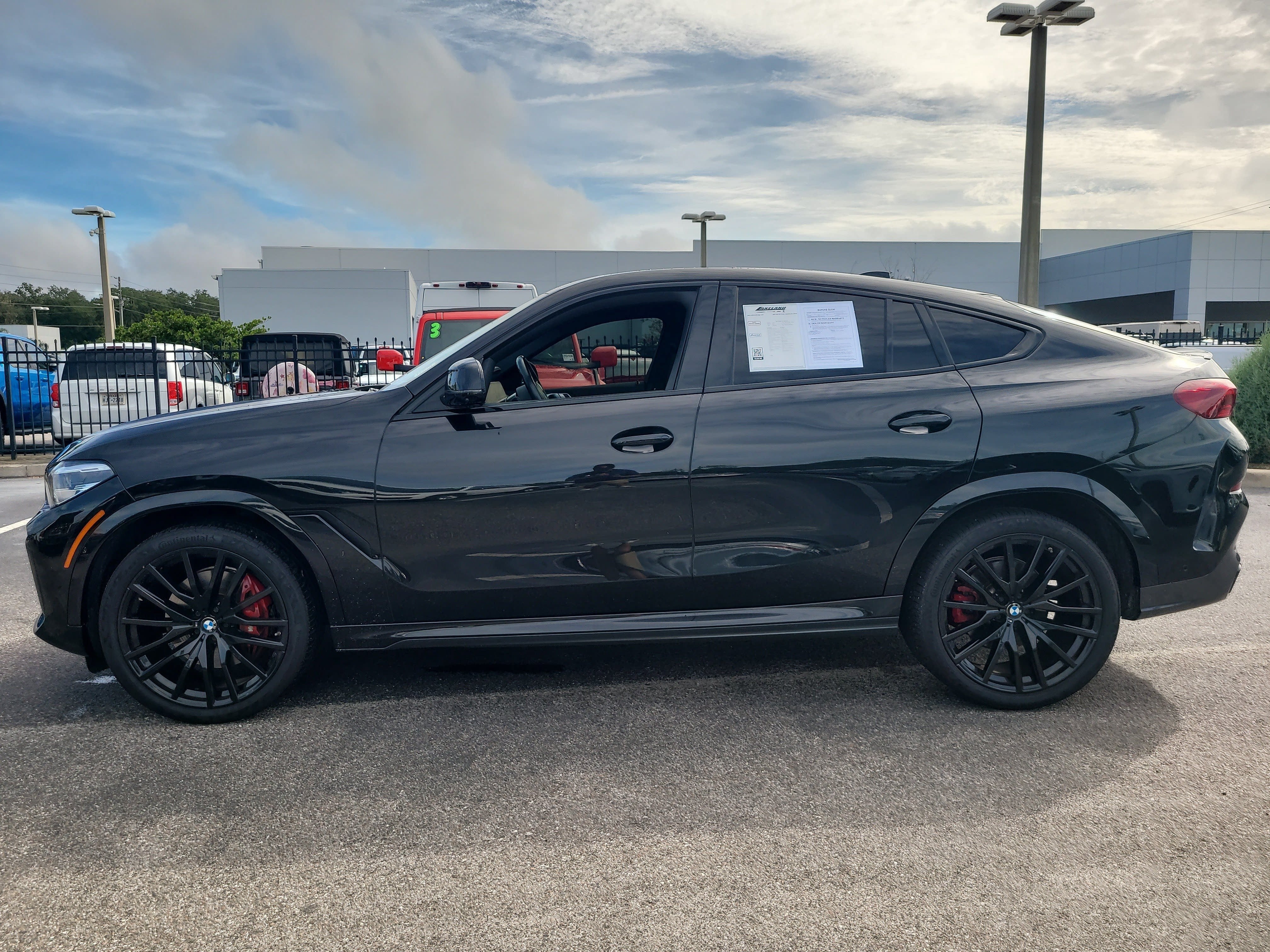 2023 BMW X6 xDrive40i