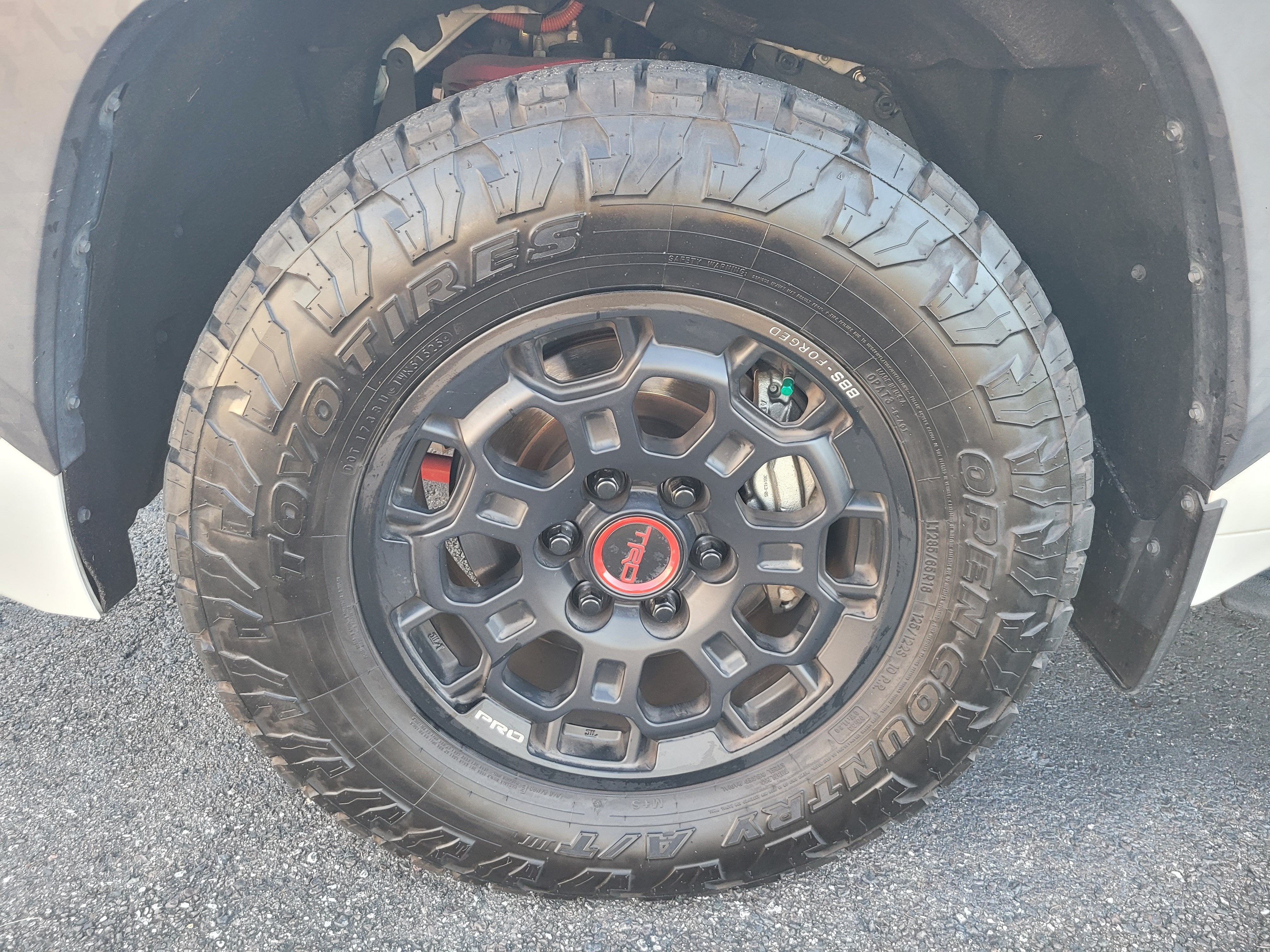 2024 Toyota Sequoia SR5