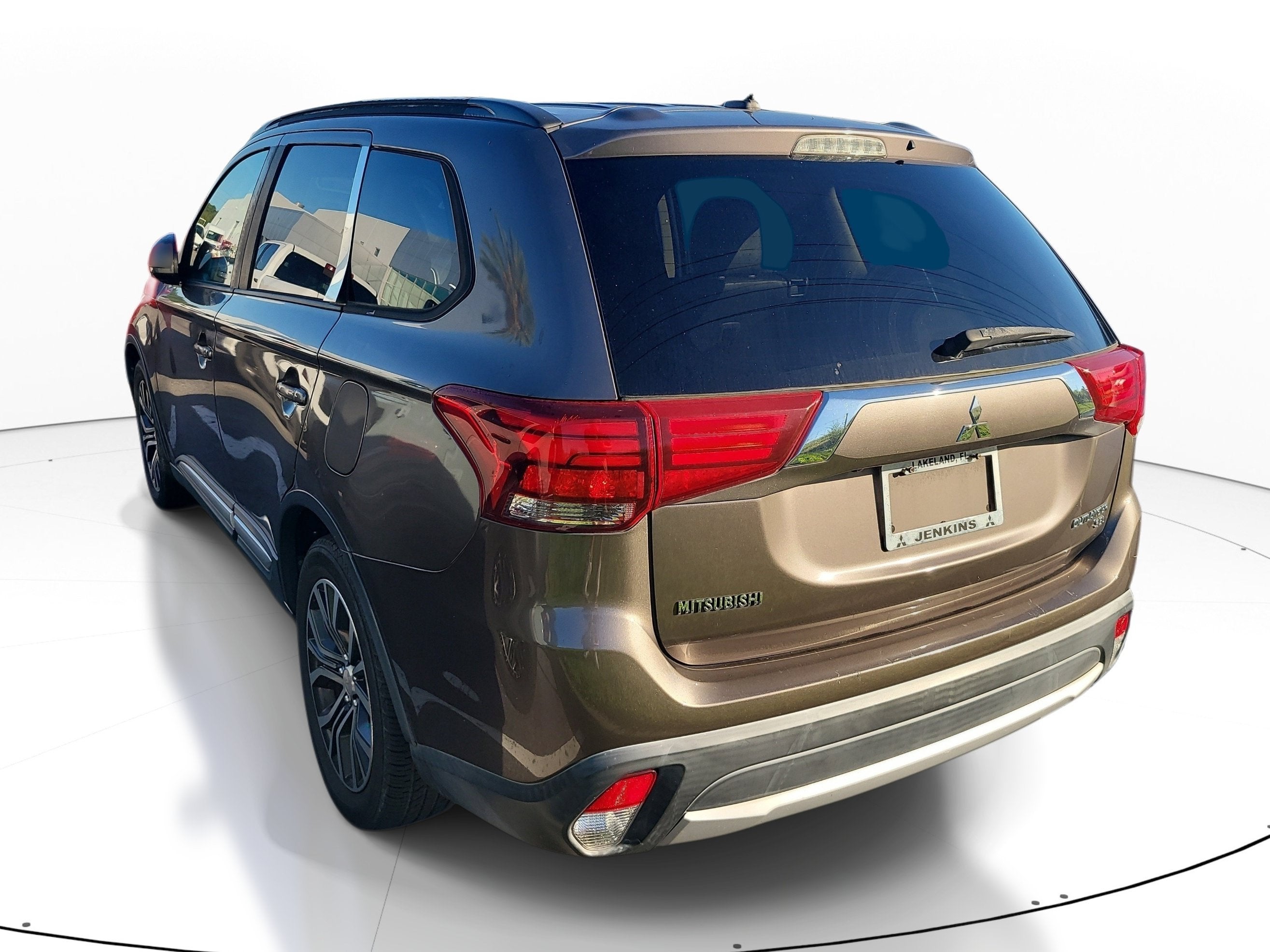 2016 Mitsubishi Outlander SE