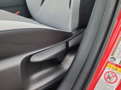 2022 Toyota Prius L Eco