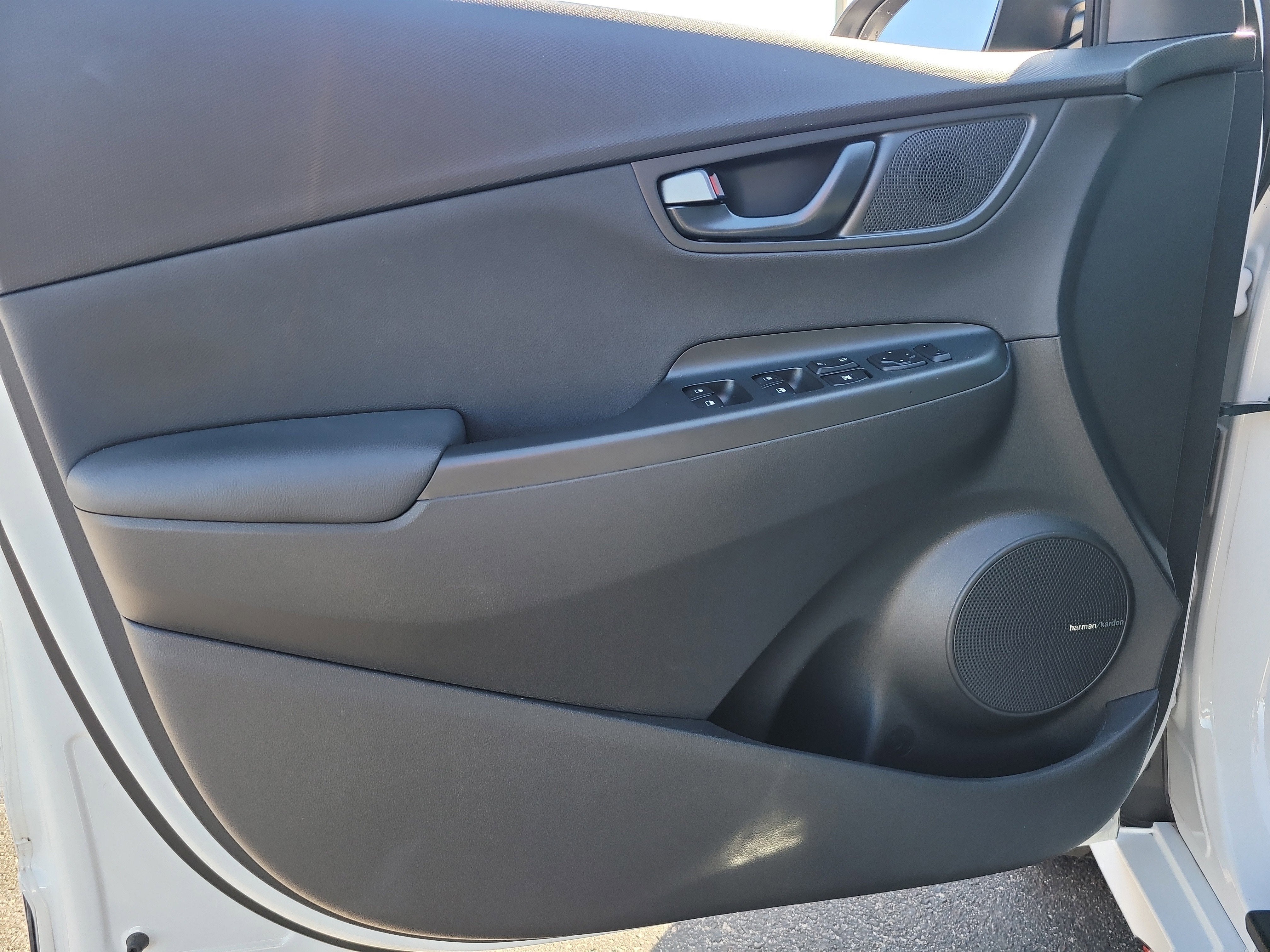 2022 Hyundai Kona N Base