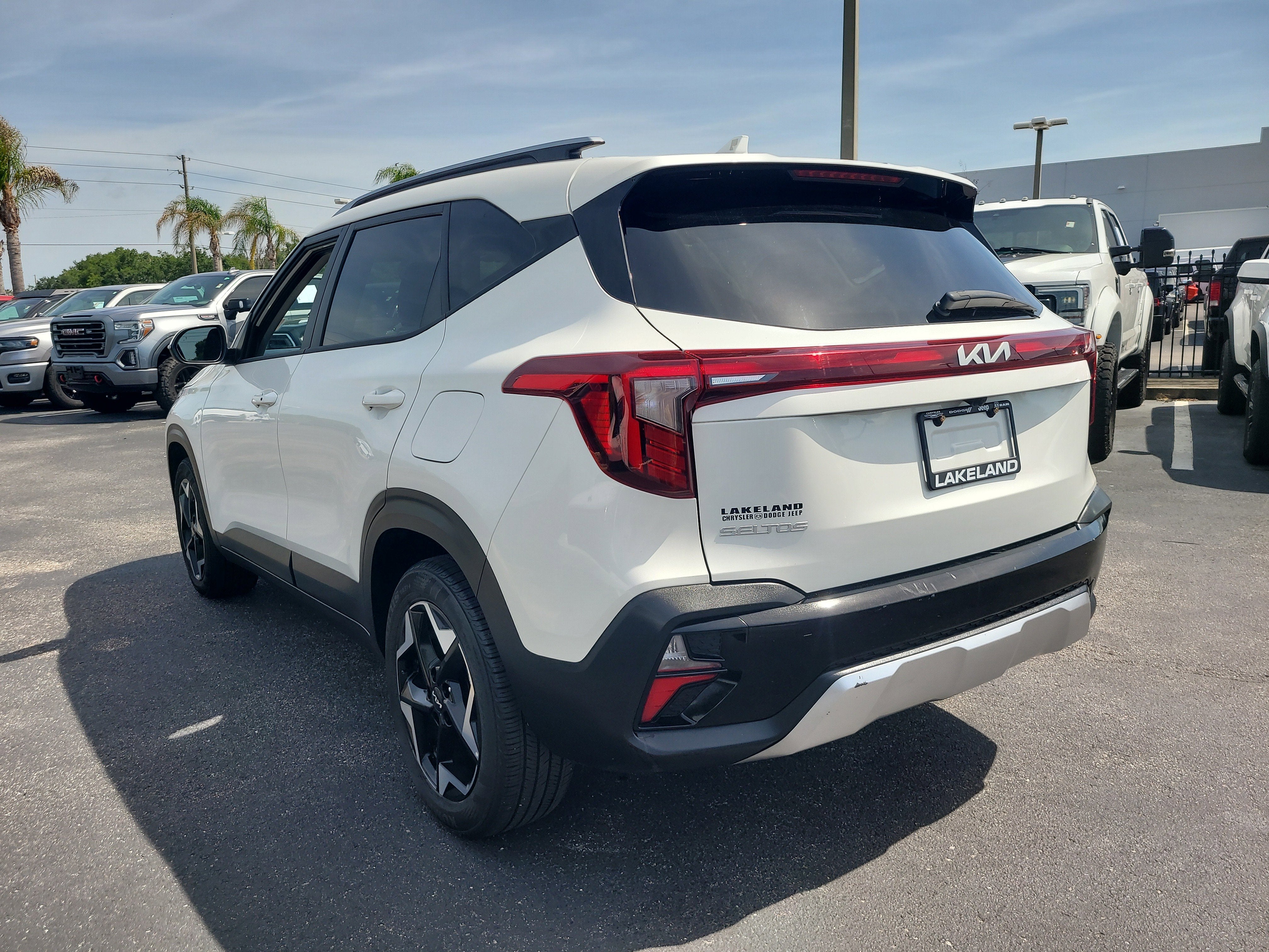 2025 Kia Seltos S