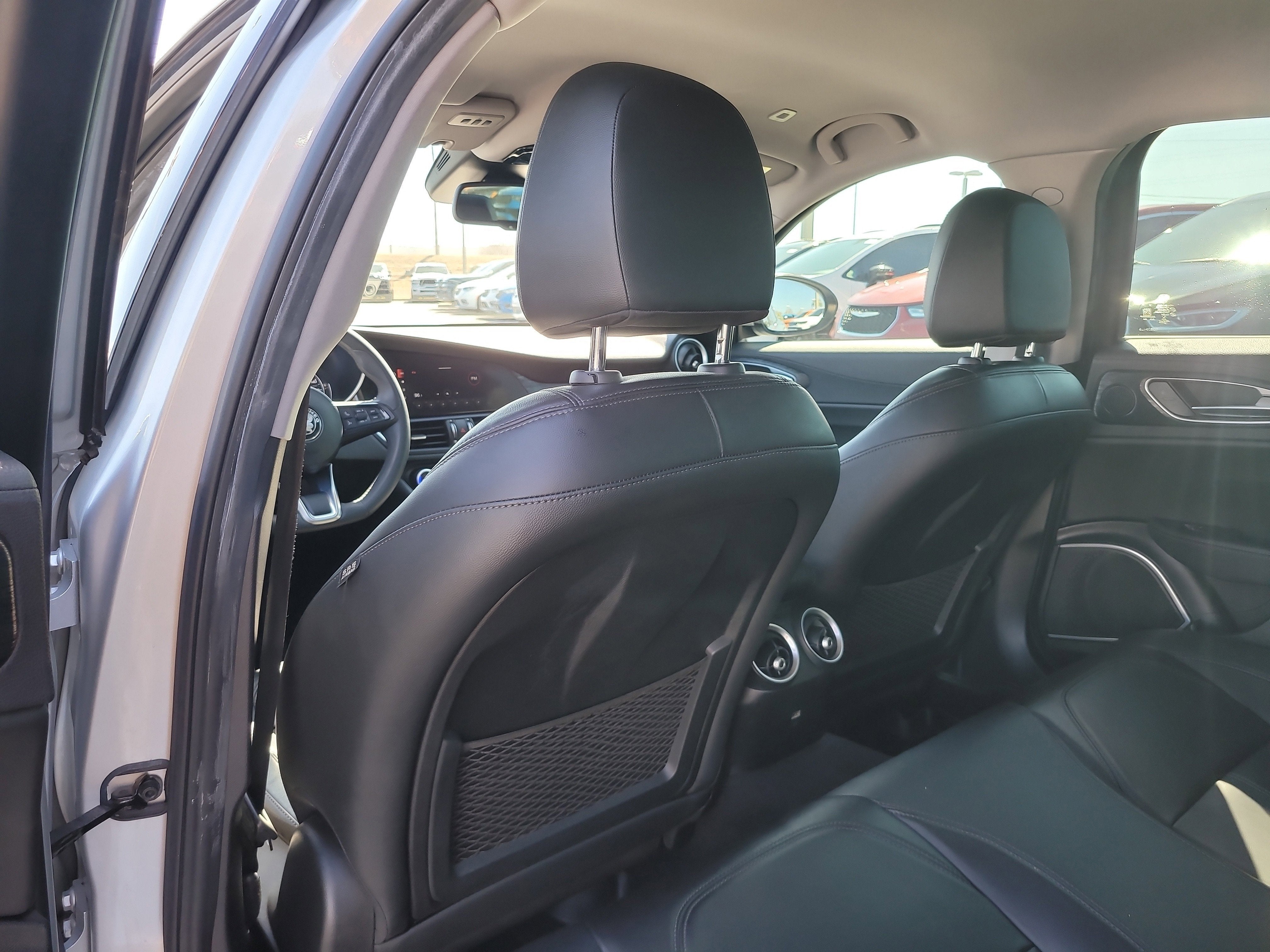 2021 Alfa Romeo Giulia Base