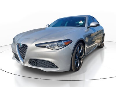 2021 Alfa Romeo Giulia Base