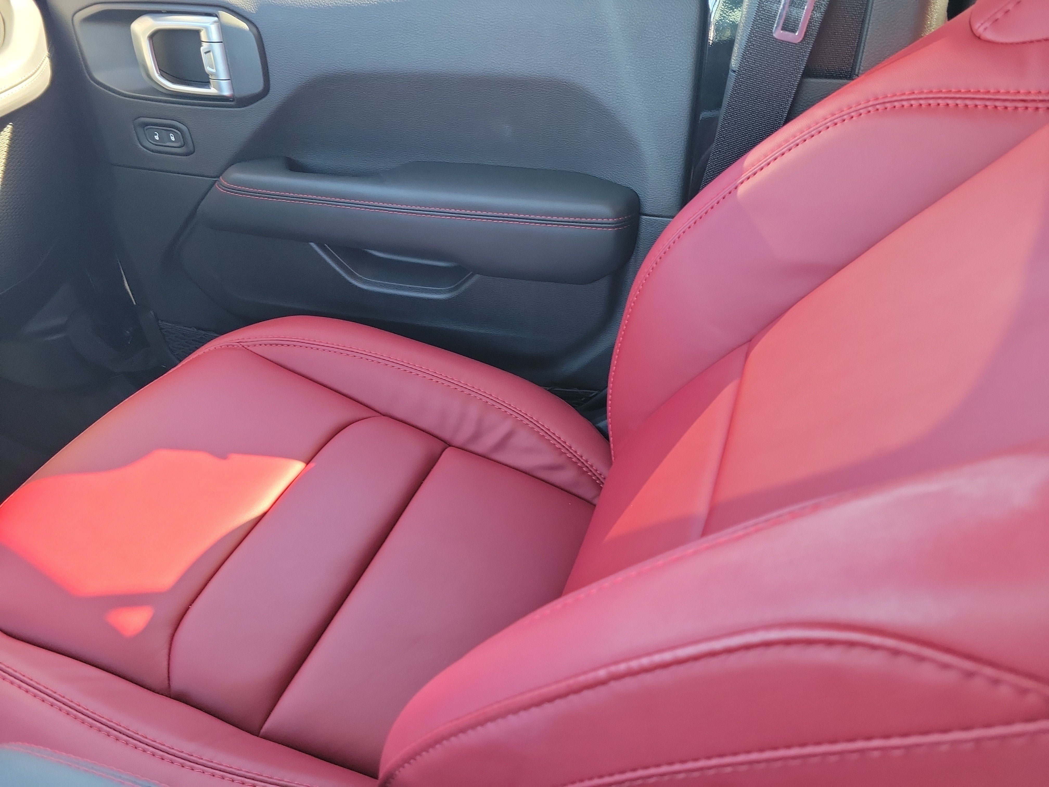 2024 Jeep Wrangler Rubicon 392