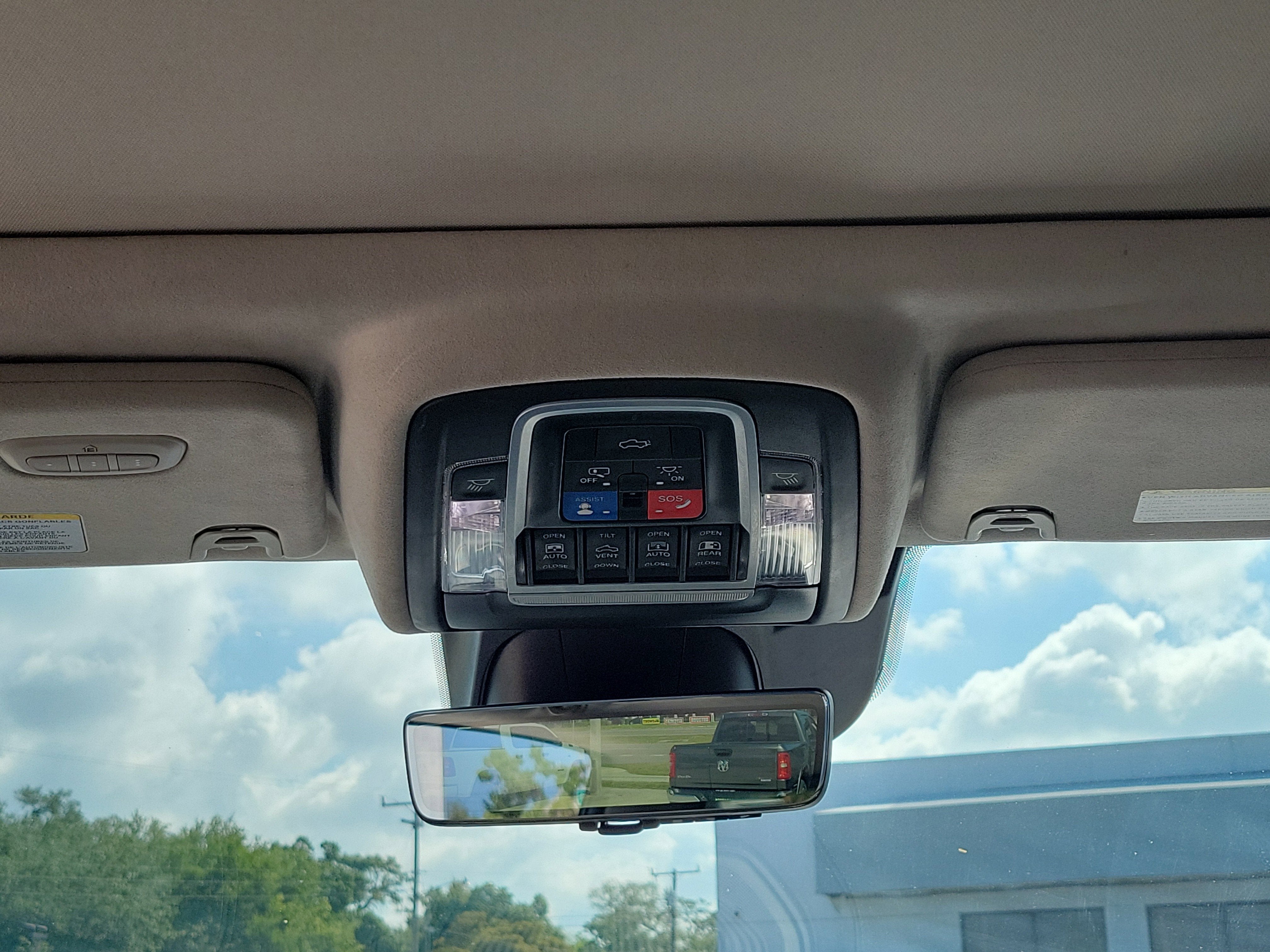 2023 RAM 1500 Limited