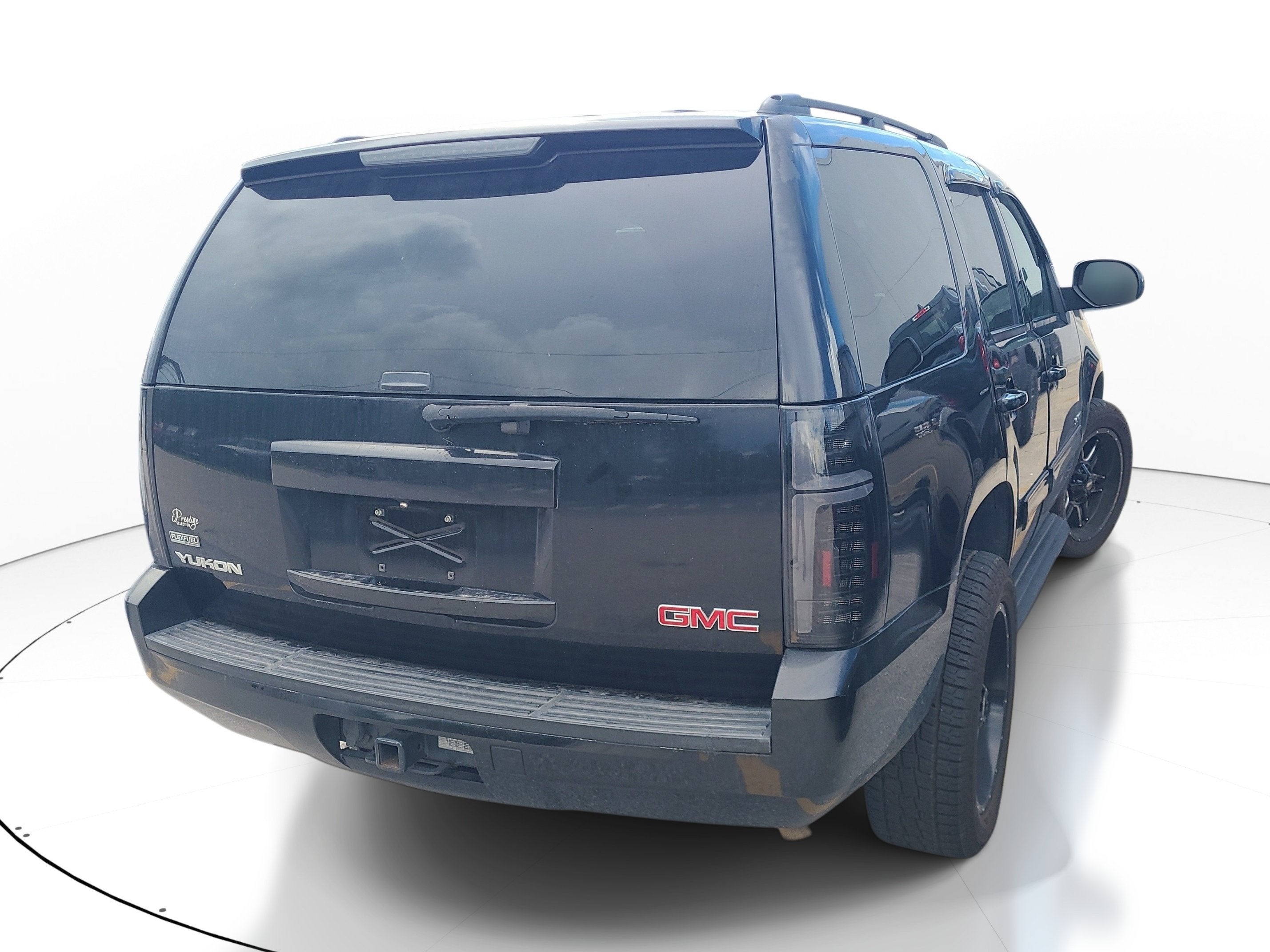 2011 GMC Yukon SLE