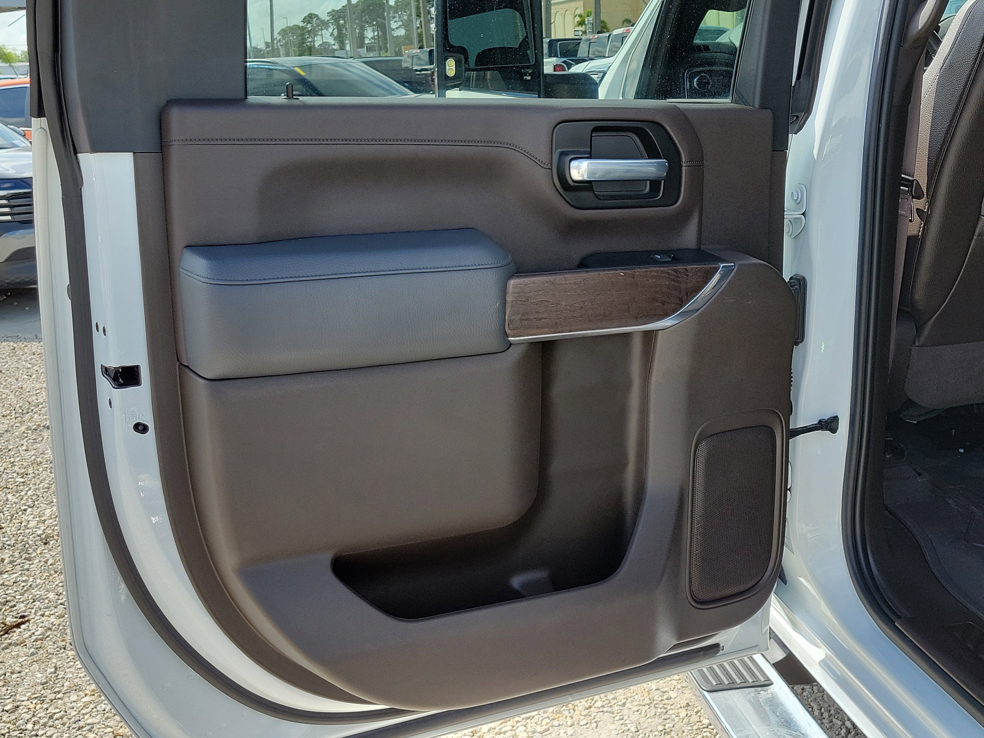 2023 GMC Sierra 2500HD Denali