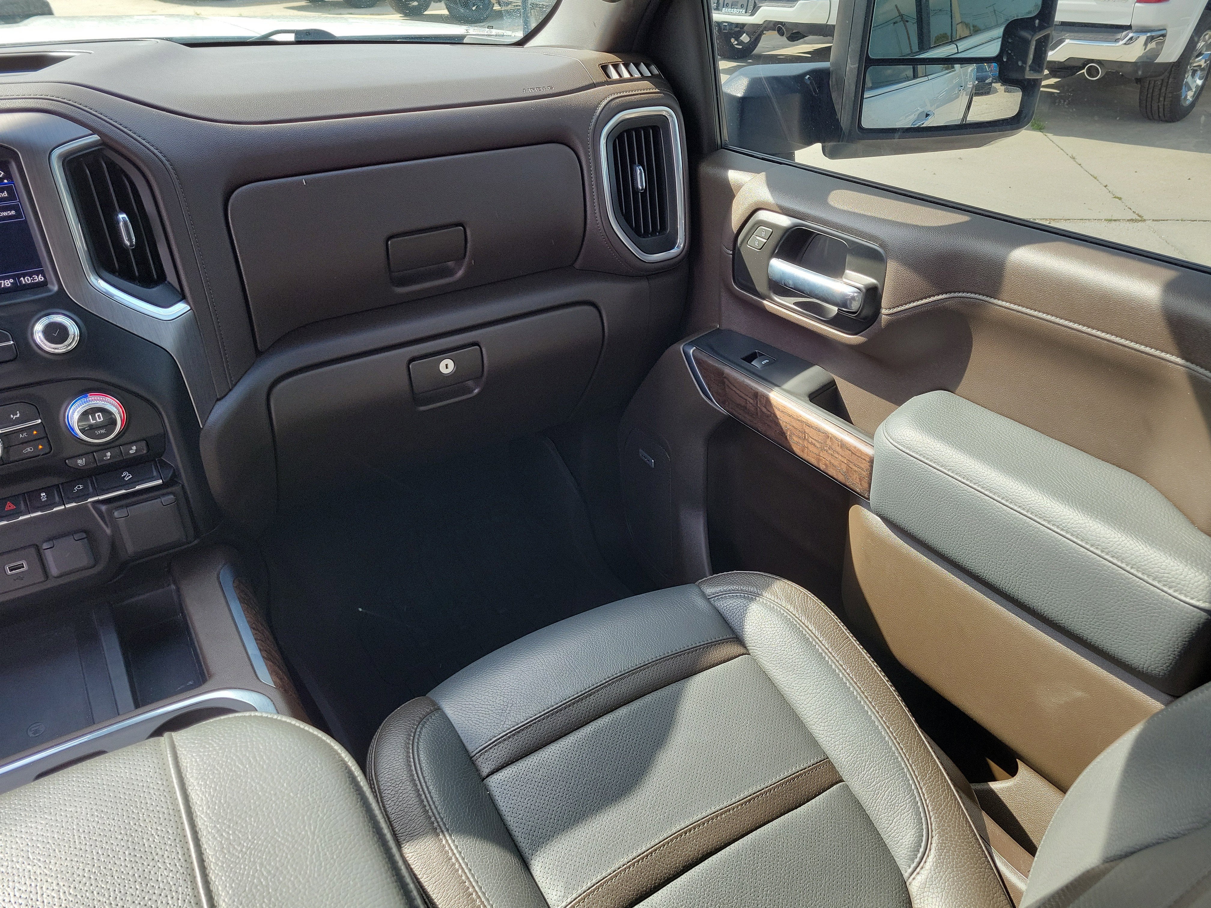 2023 GMC Sierra 2500HD Denali