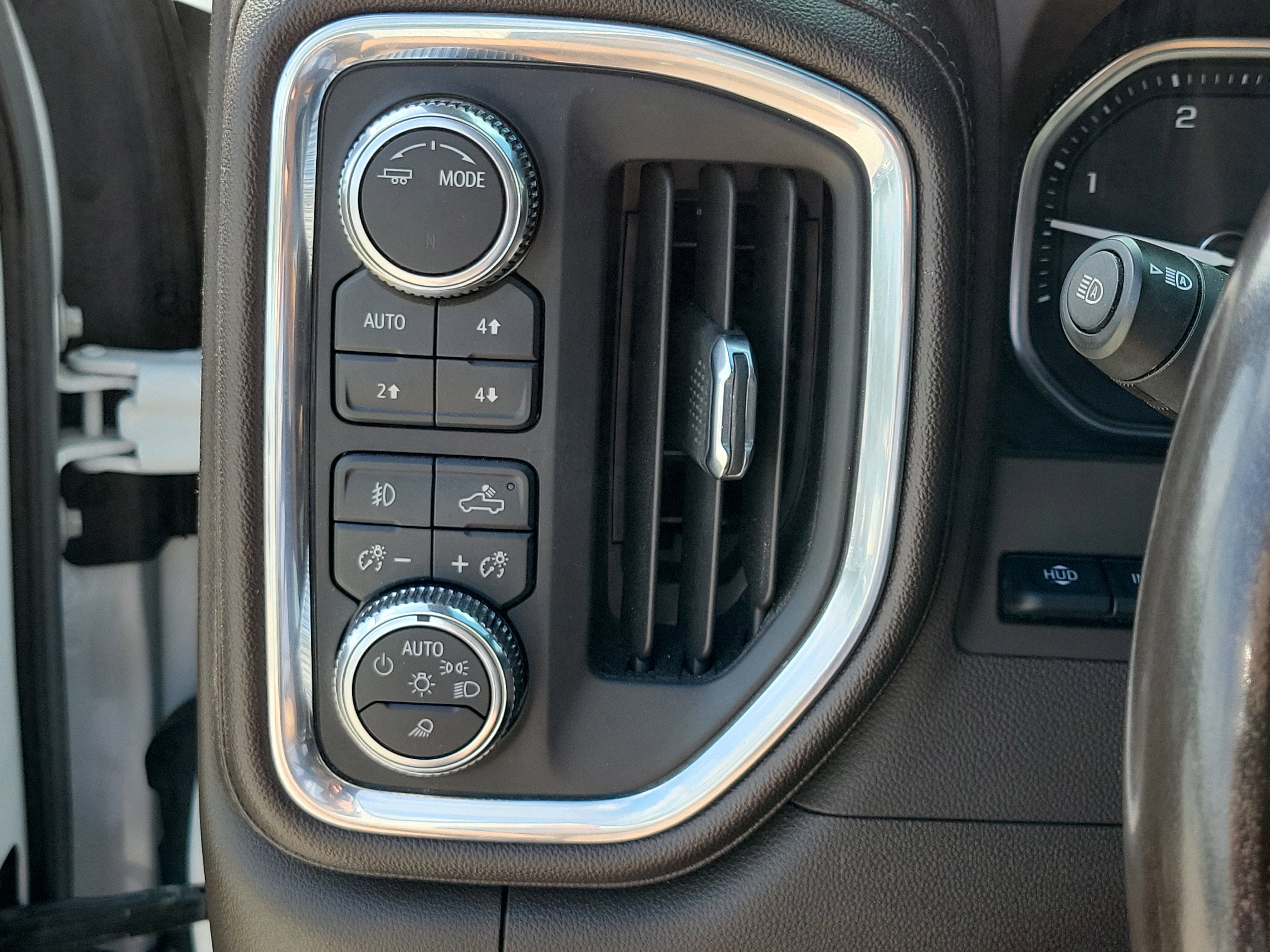 2023 GMC Sierra 2500HD Denali