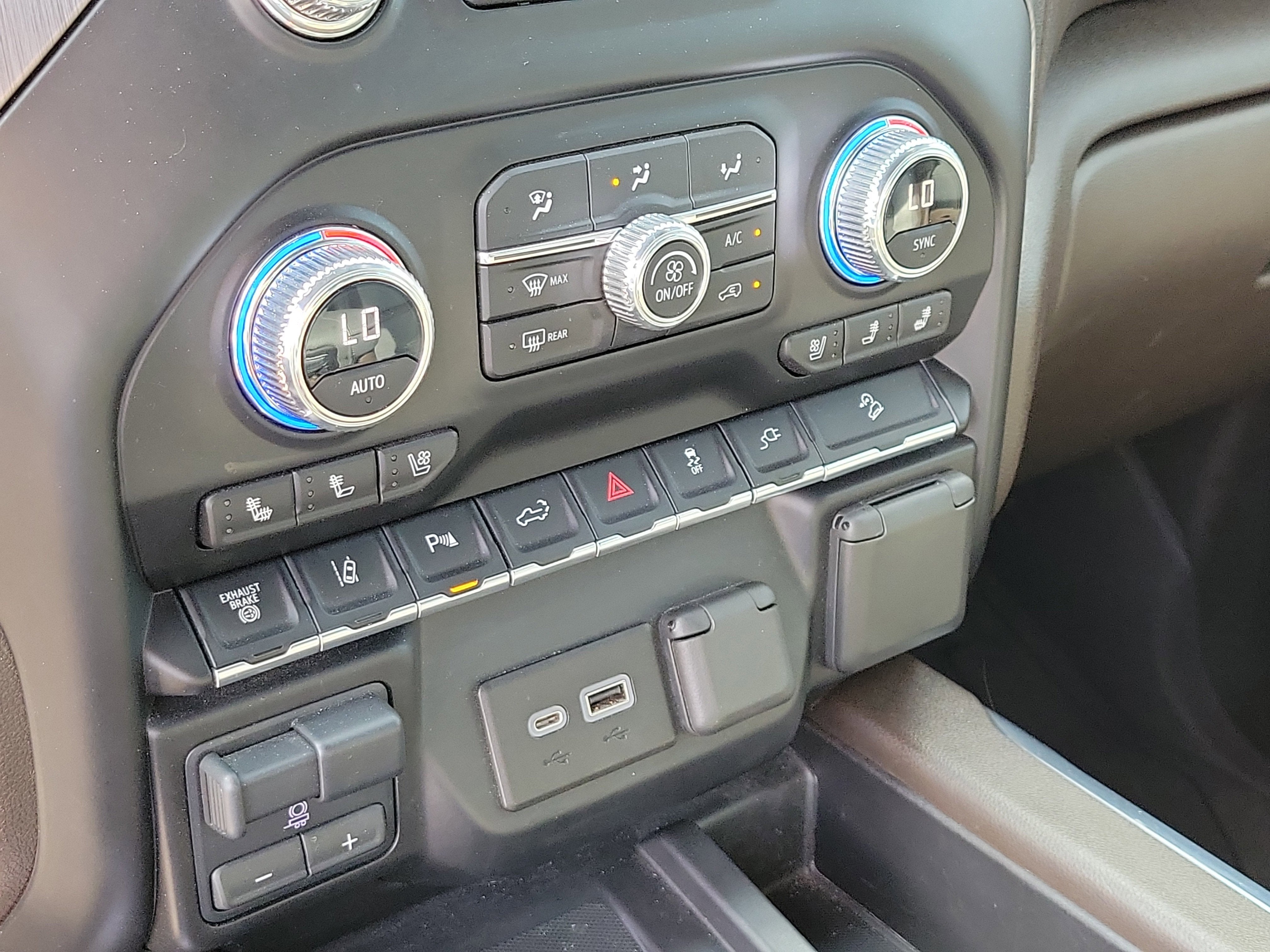 2023 GMC Sierra 2500HD Denali