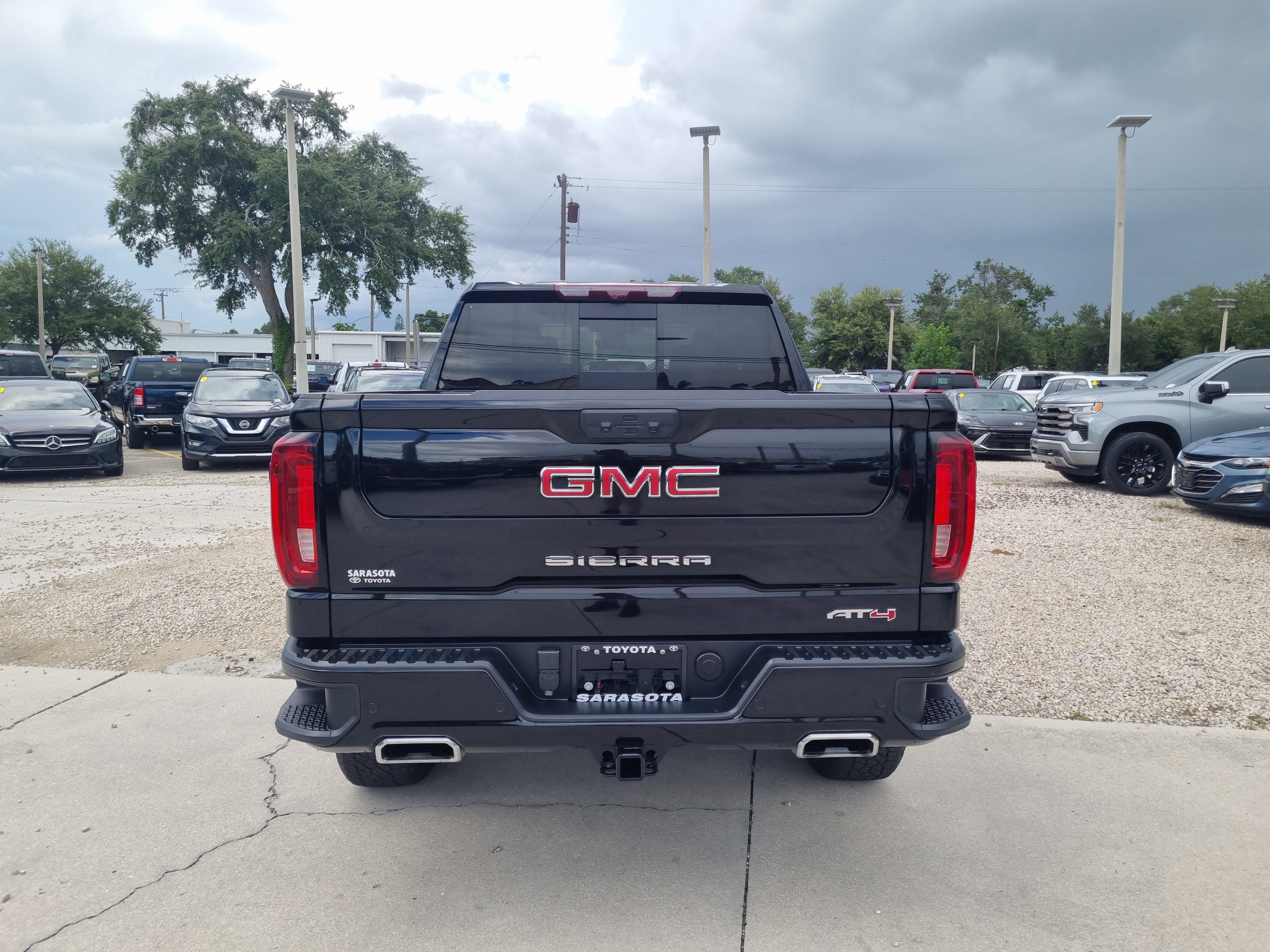2024 GMC Sierra 1500 AT4