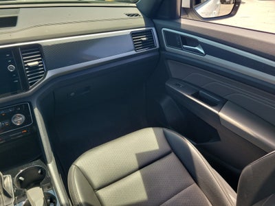 2022 Volkswagen Atlas Cross Sport 2.0T SEL R-Line