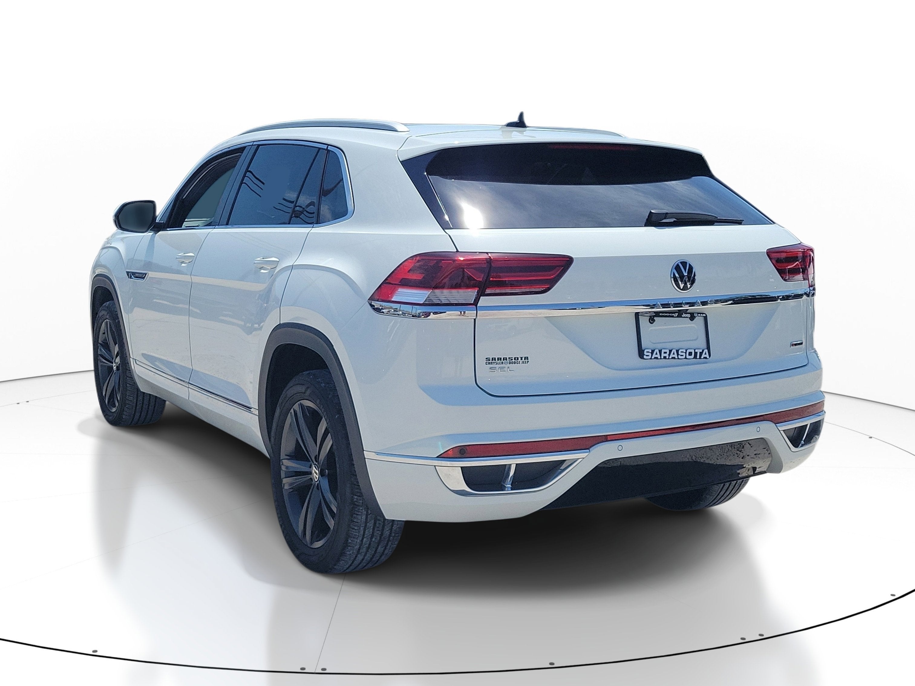 2022 Volkswagen Atlas Cross Sport 2.0T SEL R-Line