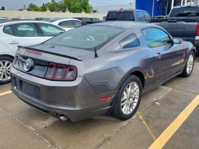 2014 Ford Mustang V6