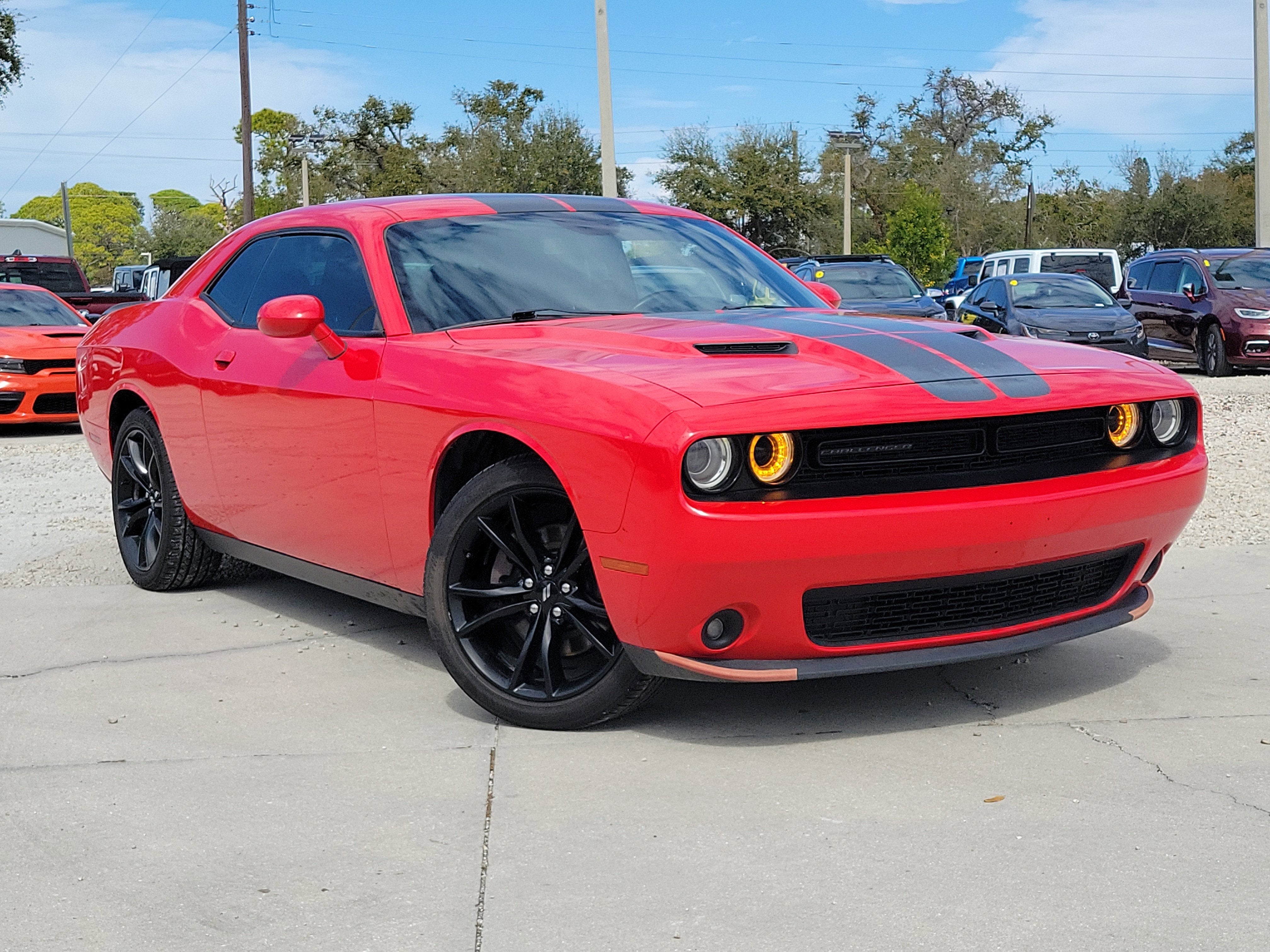 2017 Dodge Challenger SXT Plus