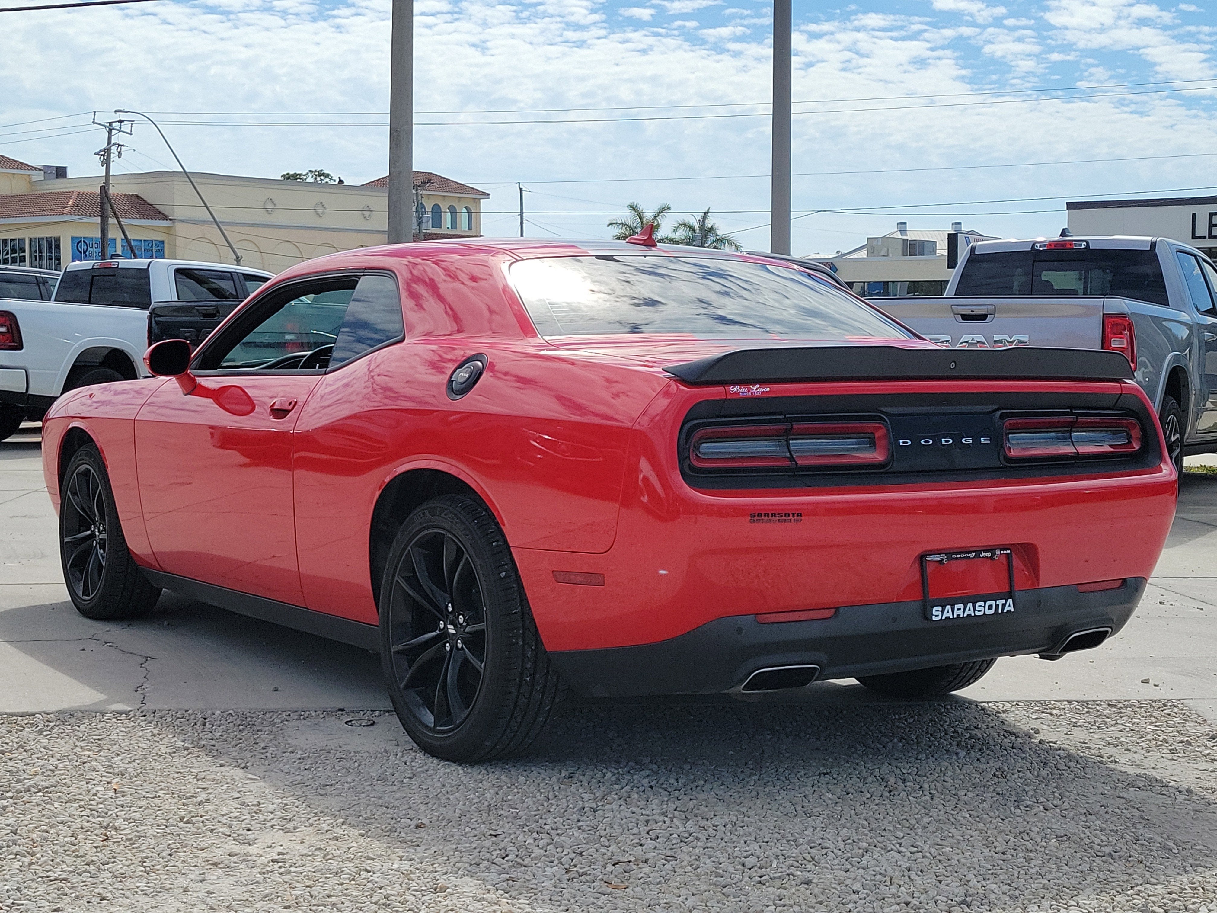 2017 Dodge Challenger SXT Plus