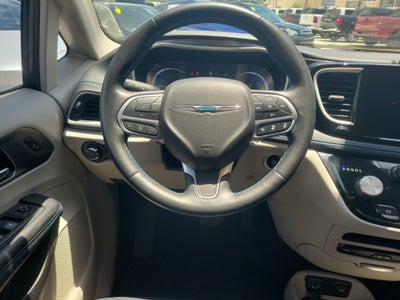 2021 Chrysler Pacifica Hybrid Touring L