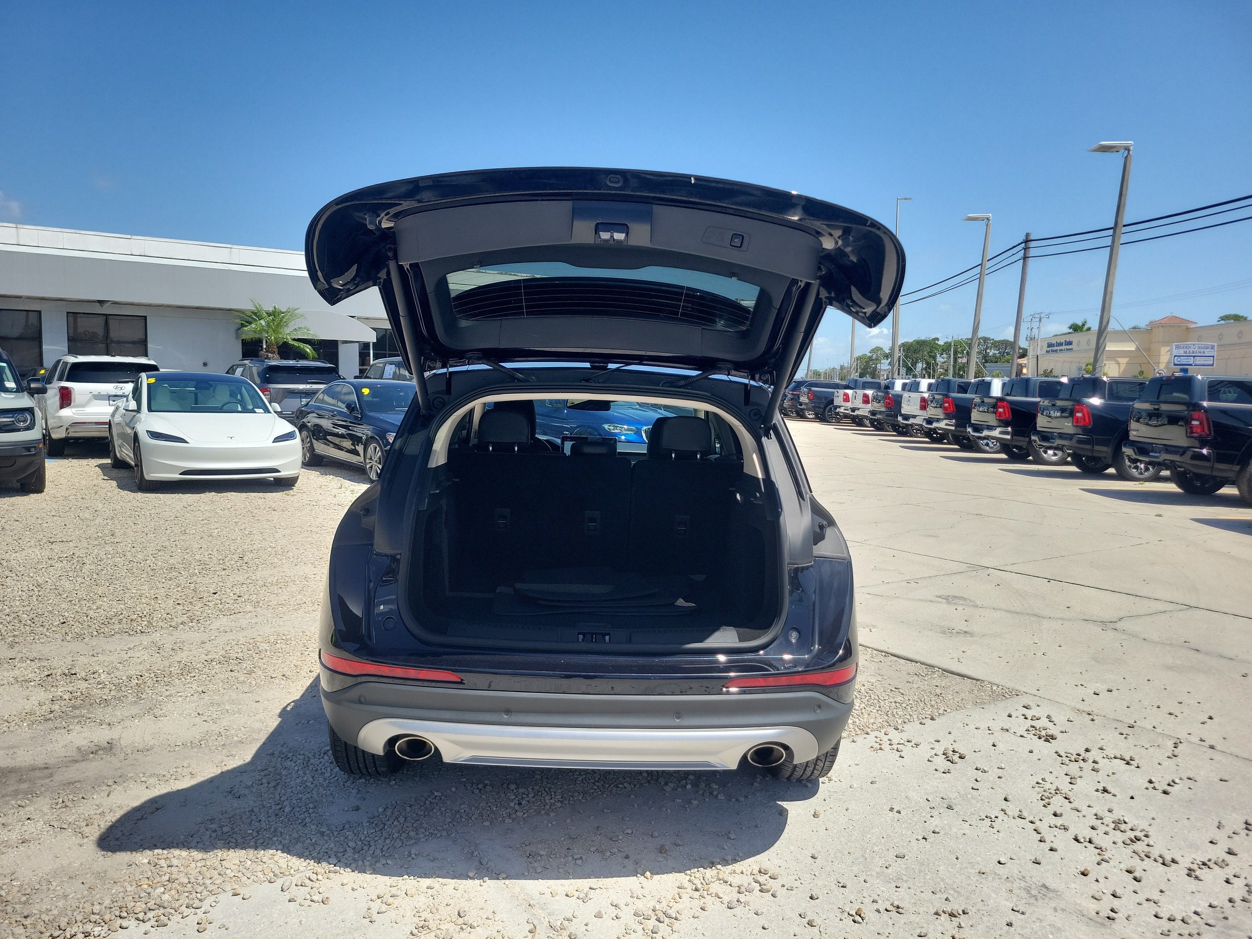 2023 Lincoln Corsair Standard