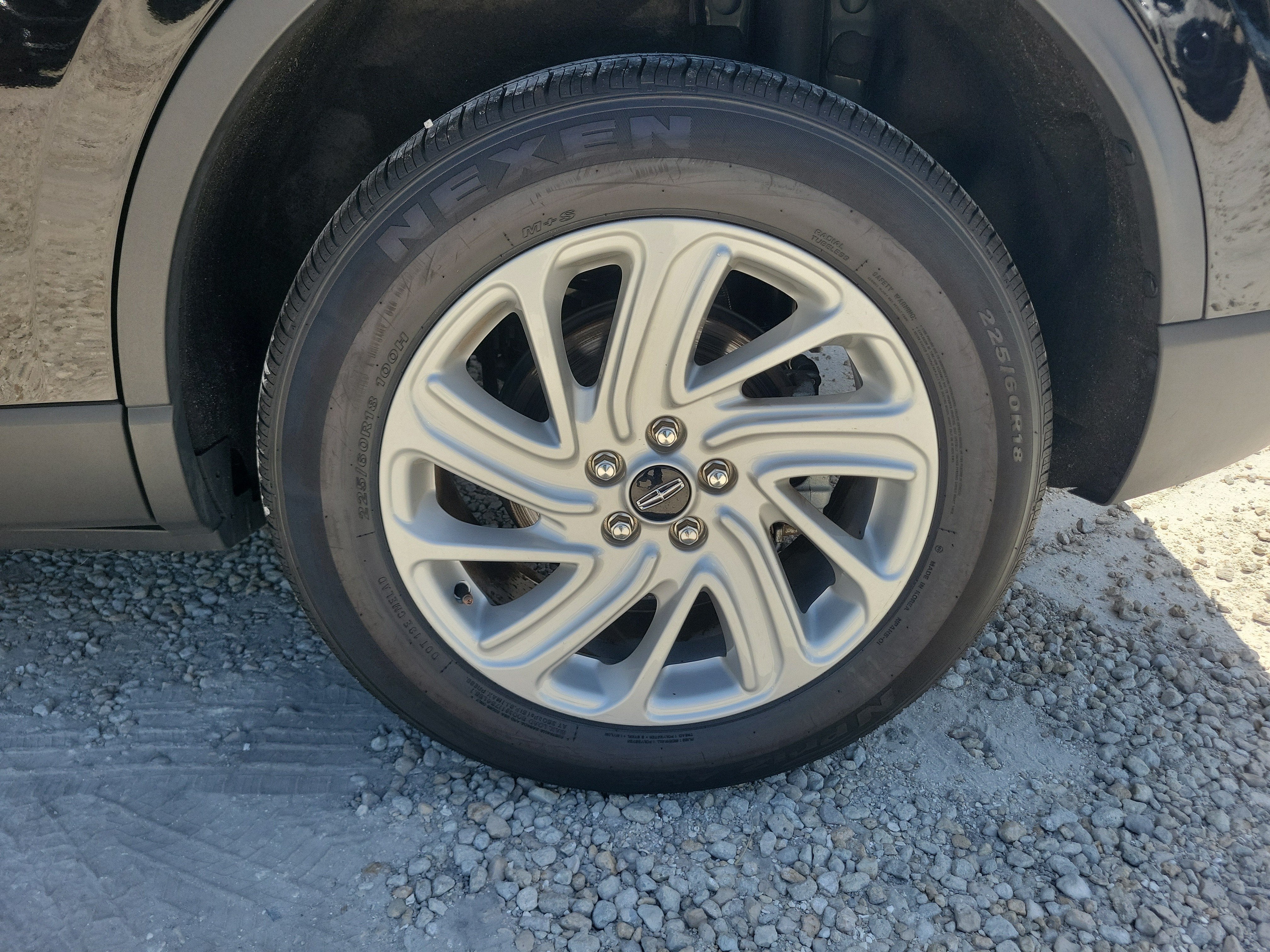 2023 Lincoln Corsair Standard