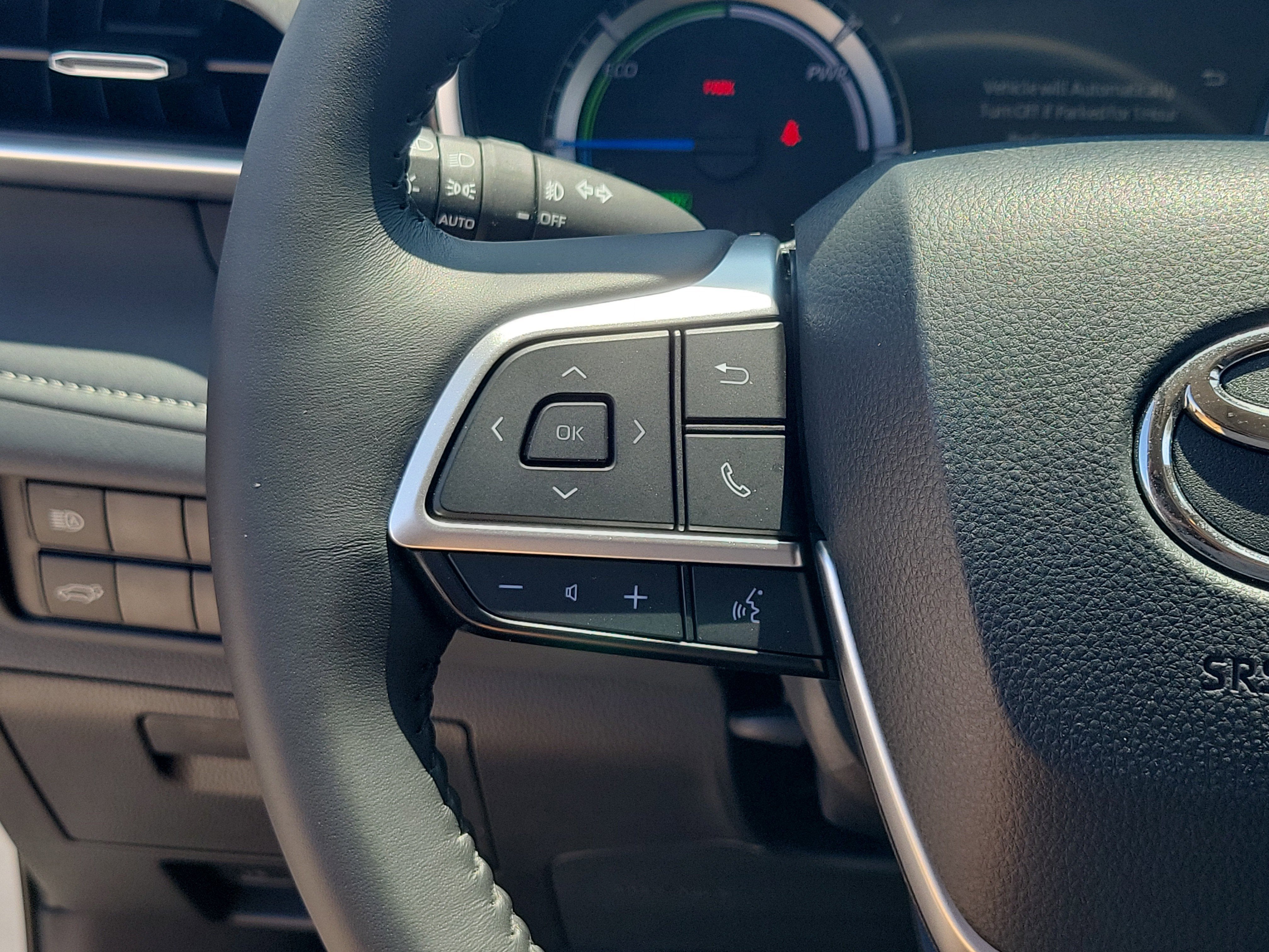 2025 Toyota Highlander Hybrid XLE