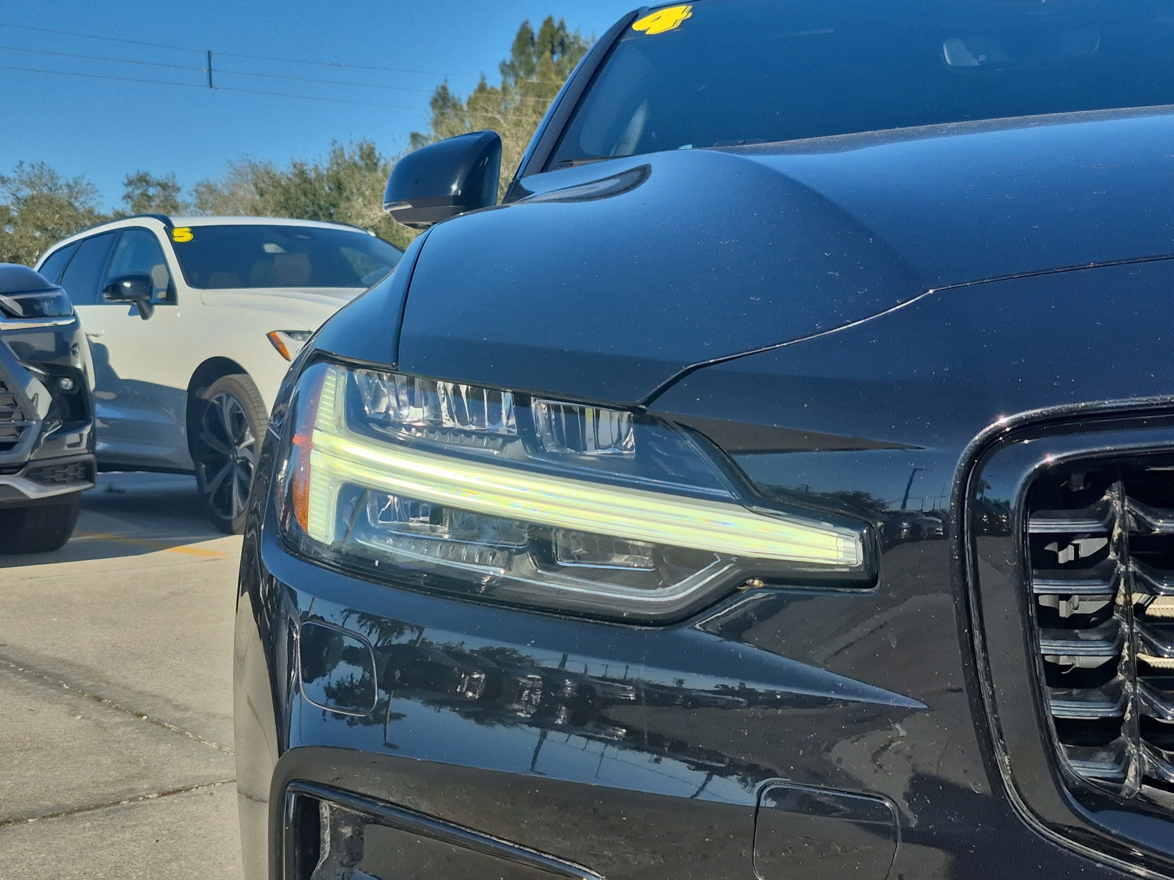 2024 Volvo S60 Plus Black Edition