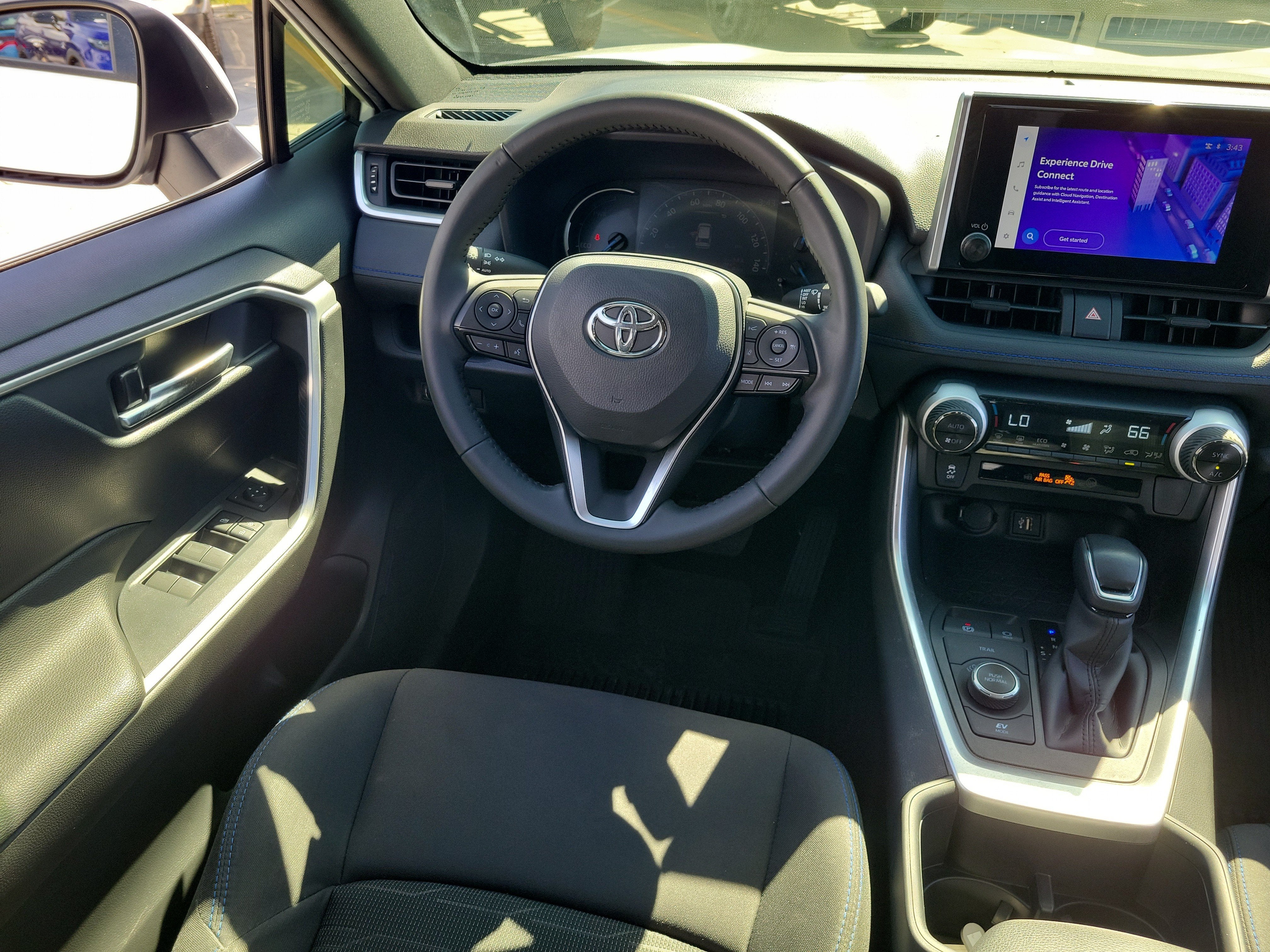 2023 Toyota RAV4 Hybrid SE
