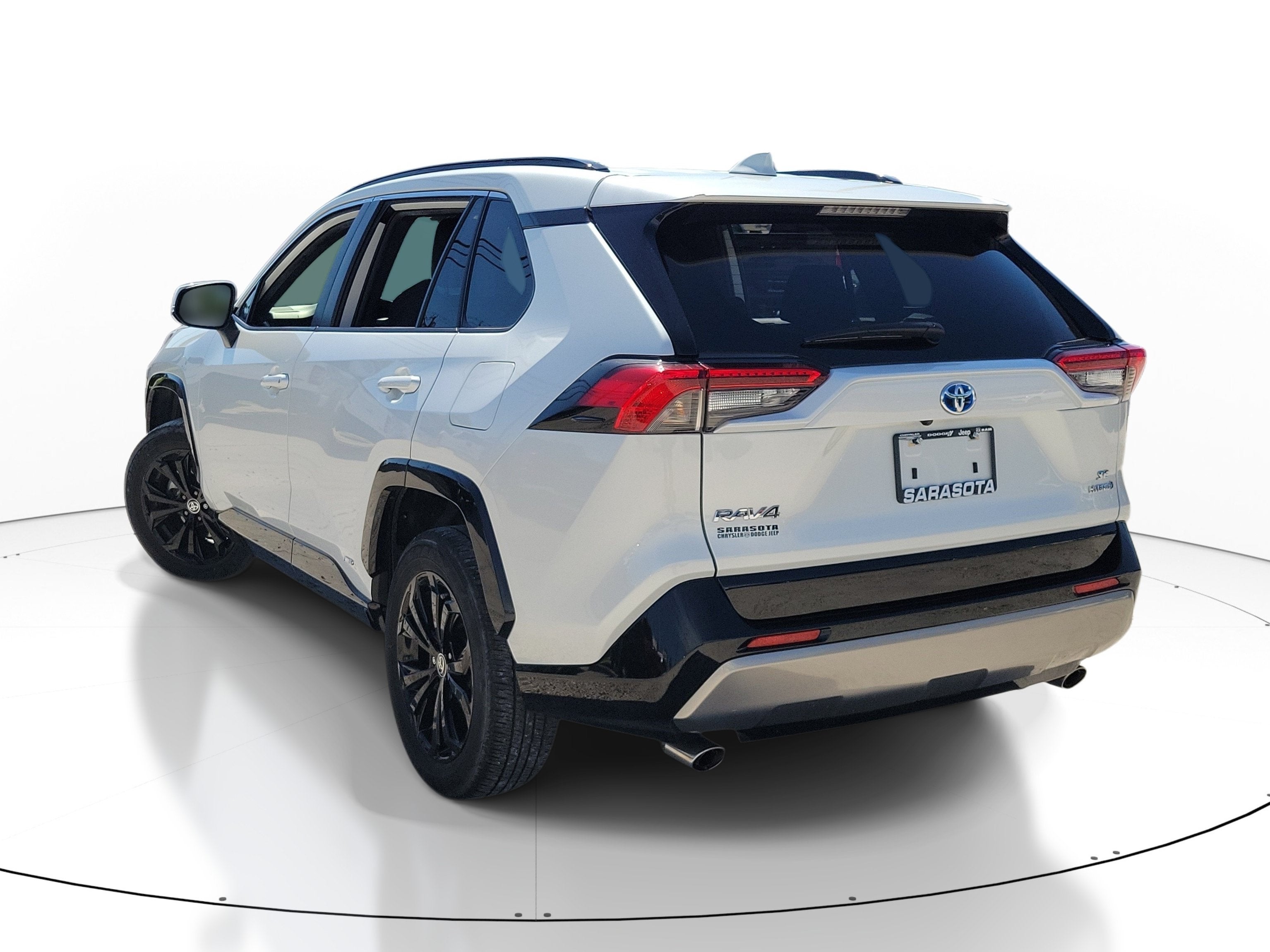 2023 Toyota RAV4 Hybrid SE