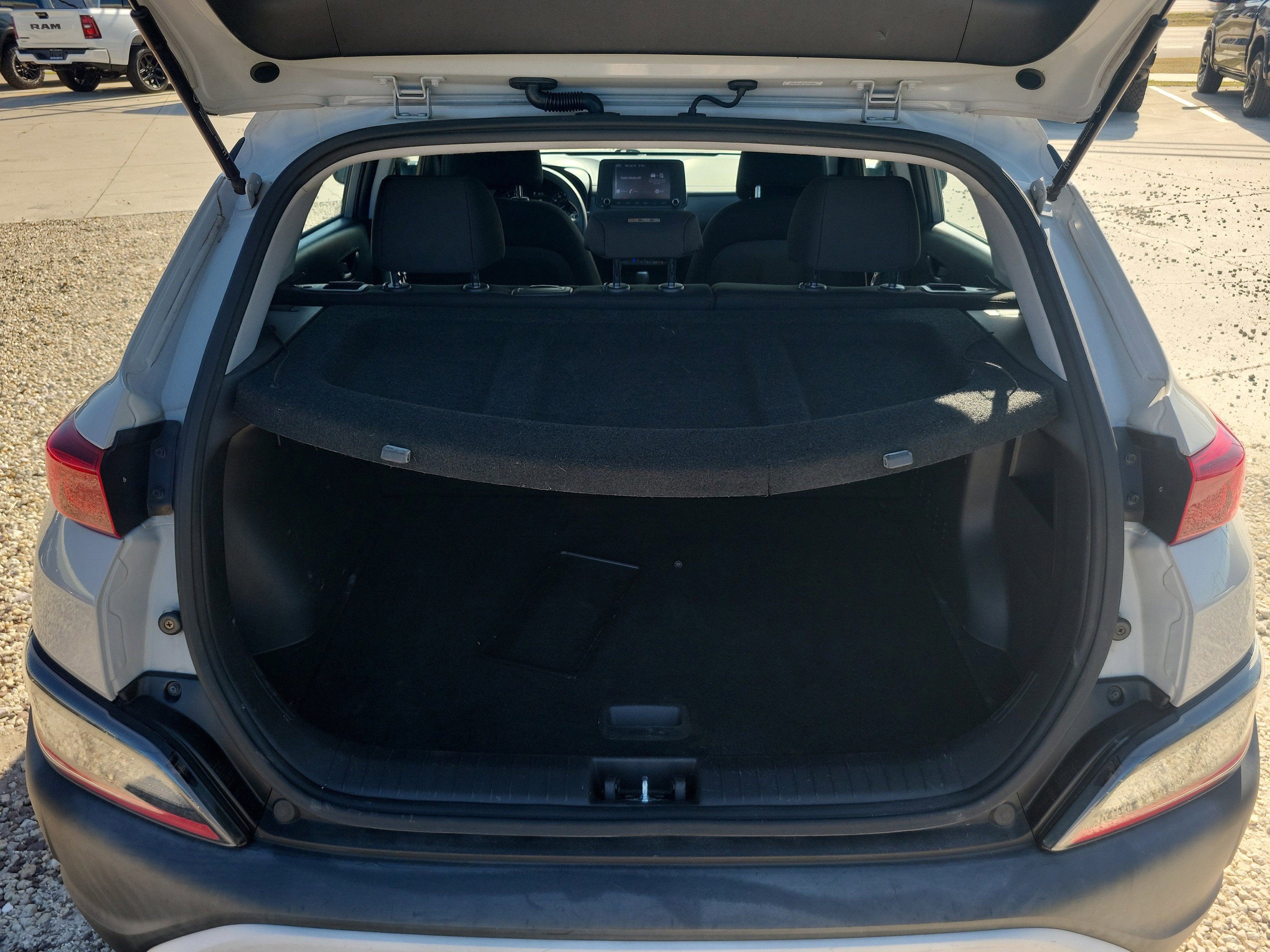 2022 Hyundai Kona SE