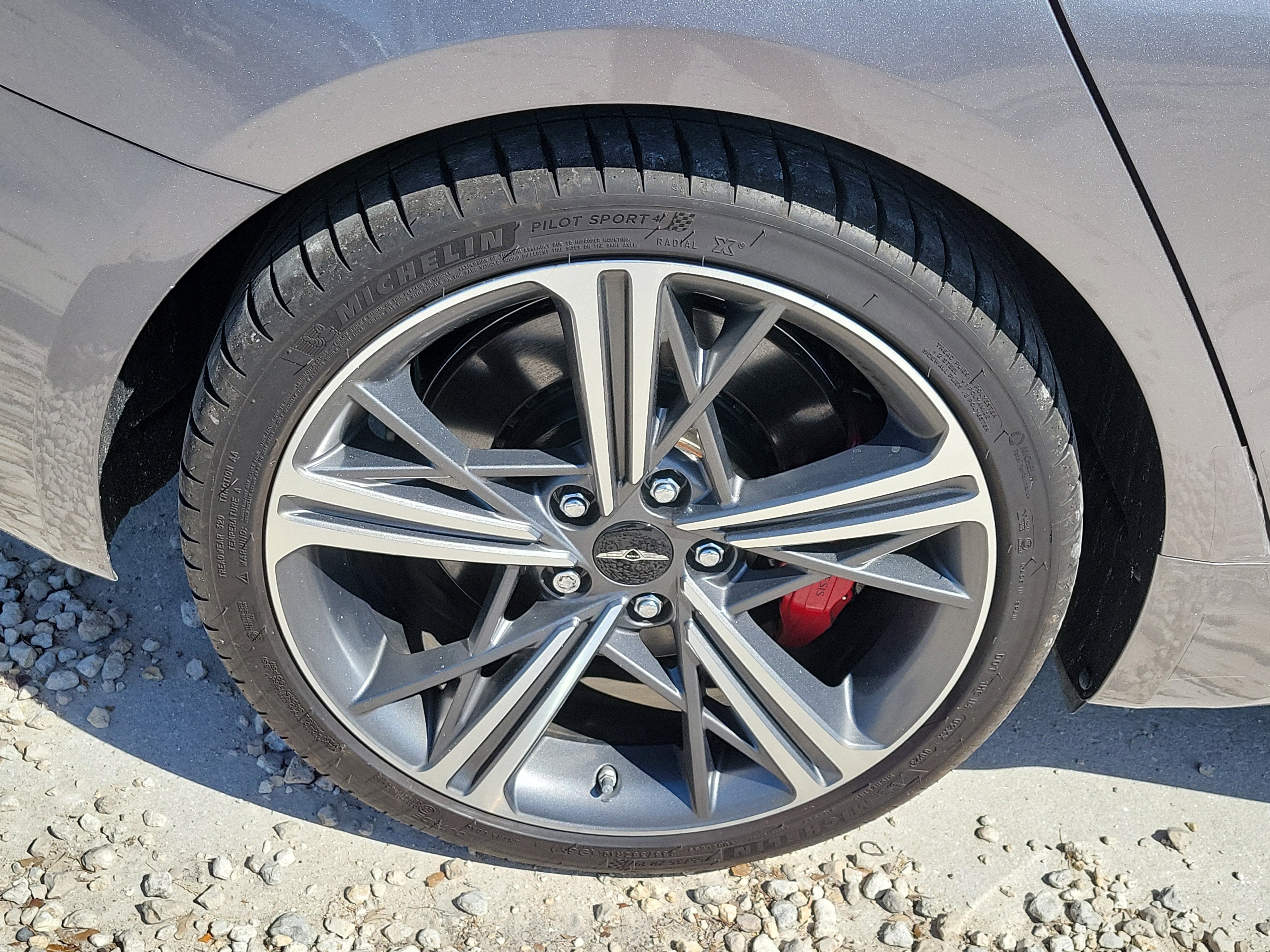 2024 Genesis G70 3.3T Sport Advanced
