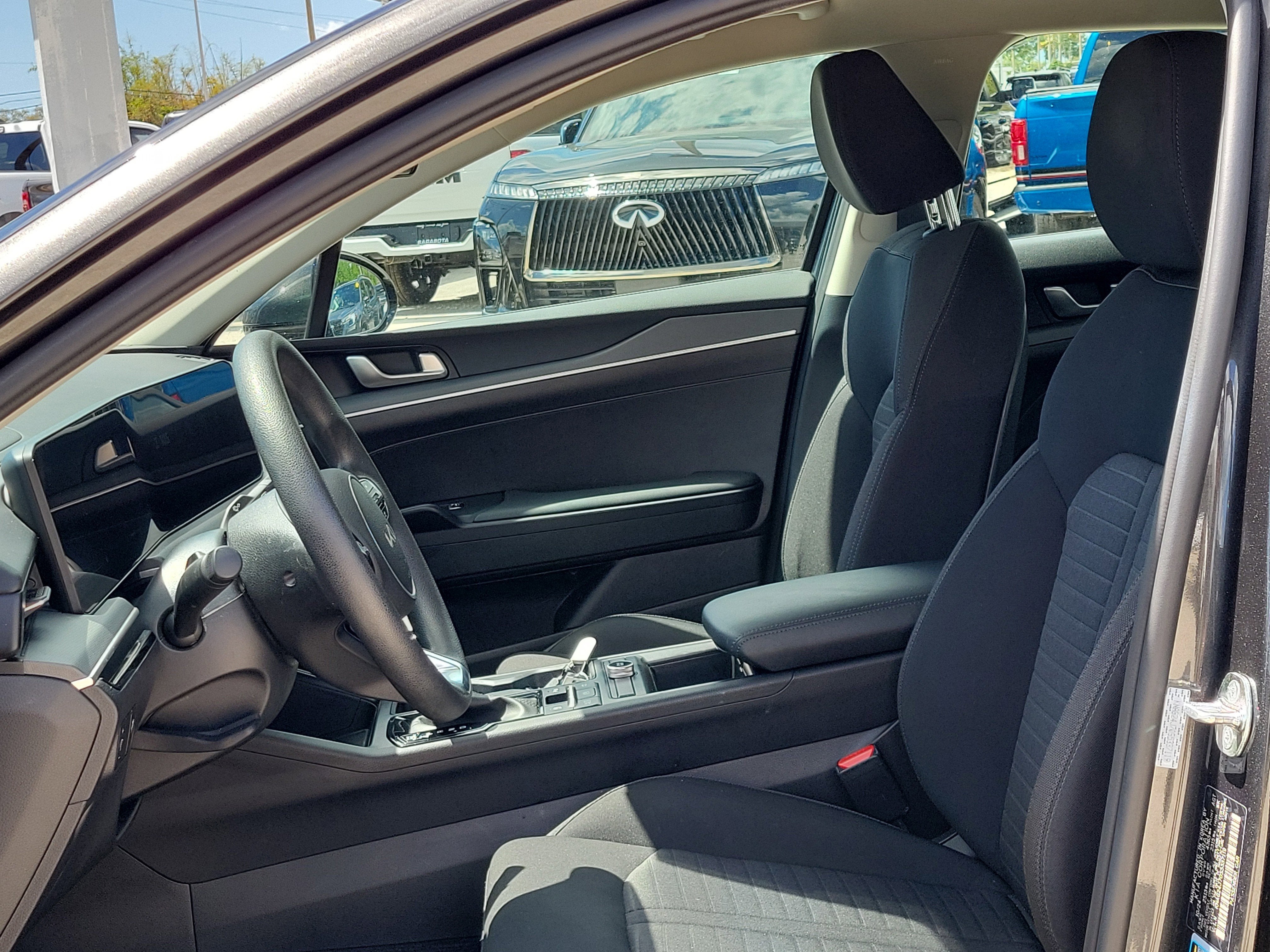 2025 Kia K5 LXS